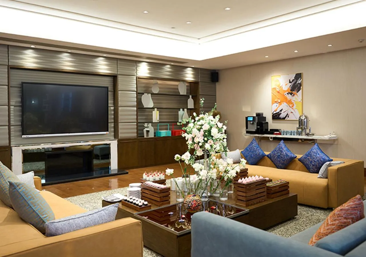 Meeting/conference room in Four Points by Sheraton Shanghai, Daning