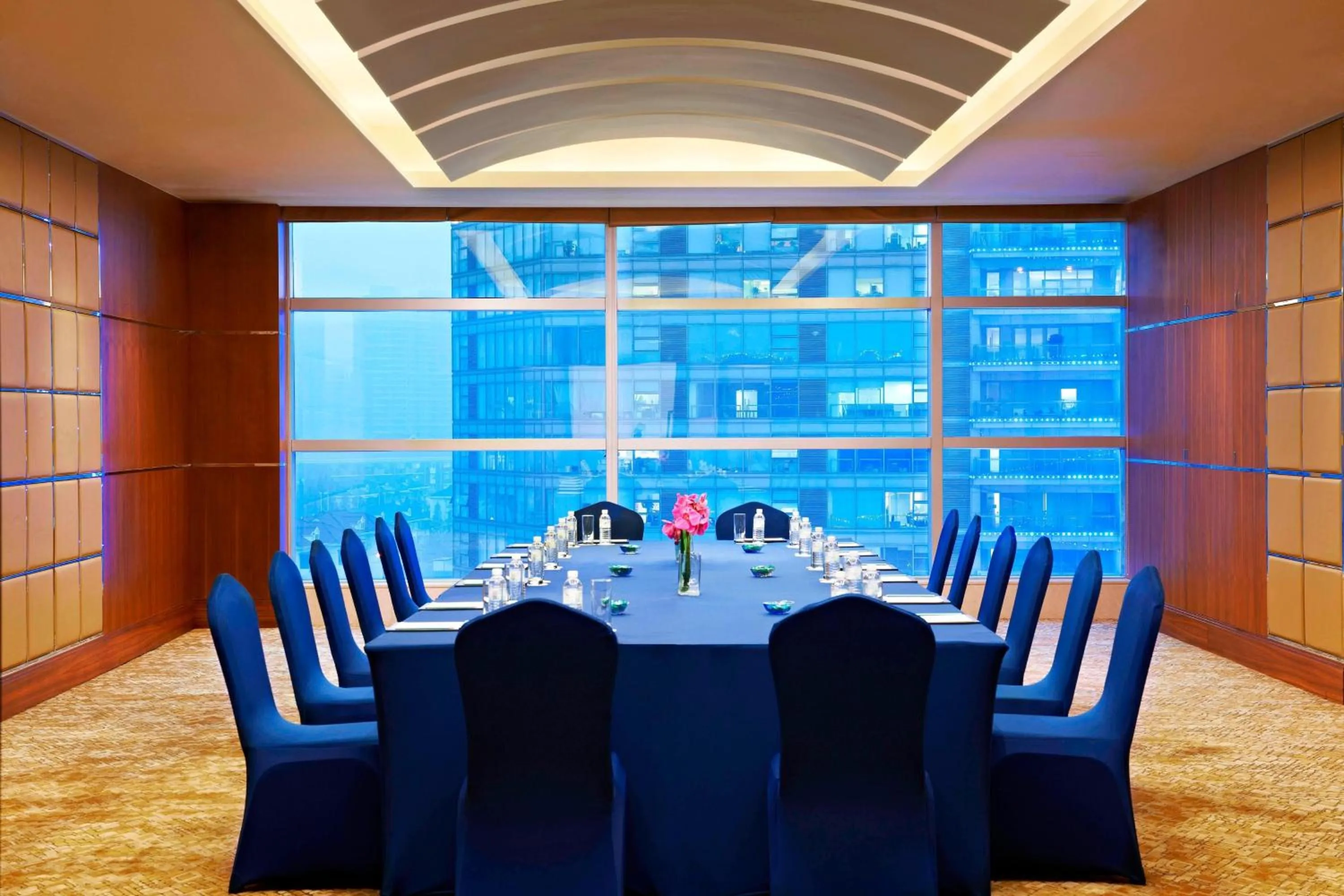 Meeting/conference room in Four Points by Sheraton Shanghai, Daning