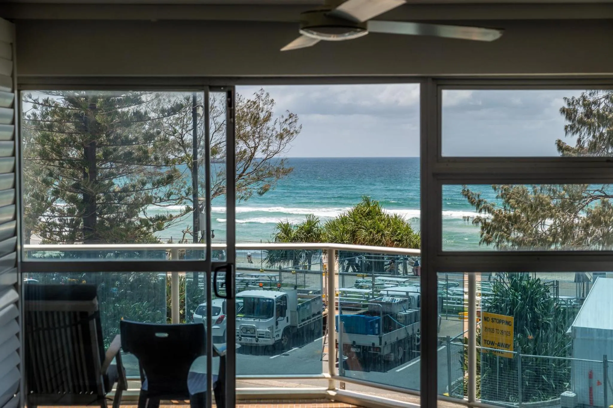 Balcony/Terrace in Grosvenor Beachfront Apartments Surfers Paradise