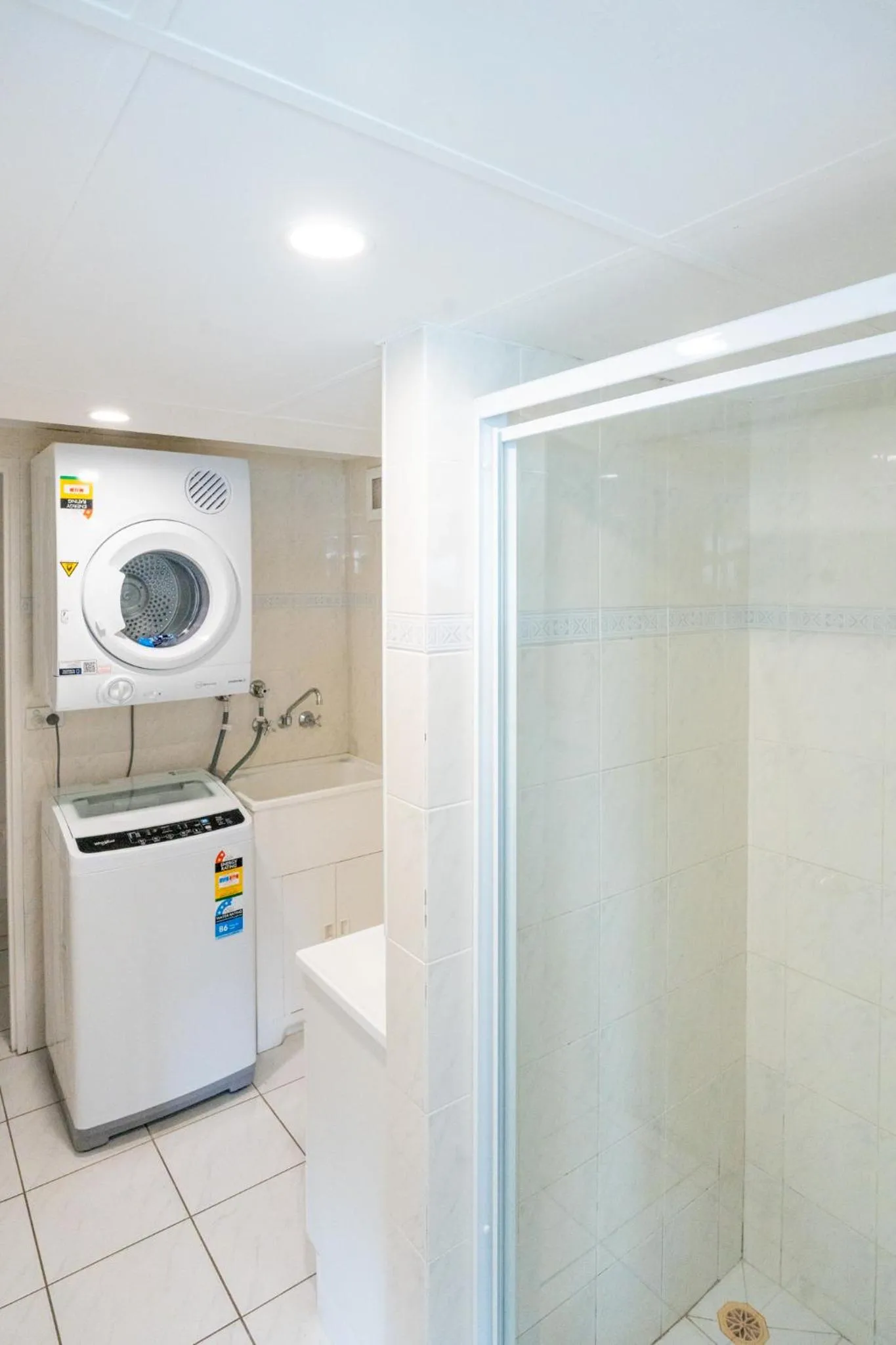 Bathroom in Grosvenor Beachfront Apartments Surfers Paradise