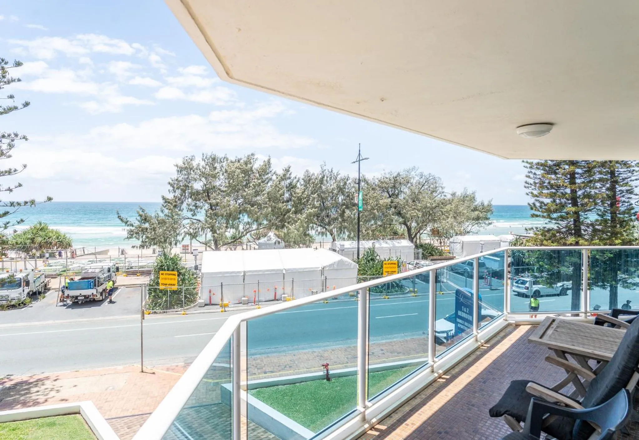 Balcony/Terrace in Grosvenor Beachfront Apartments Surfers Paradise