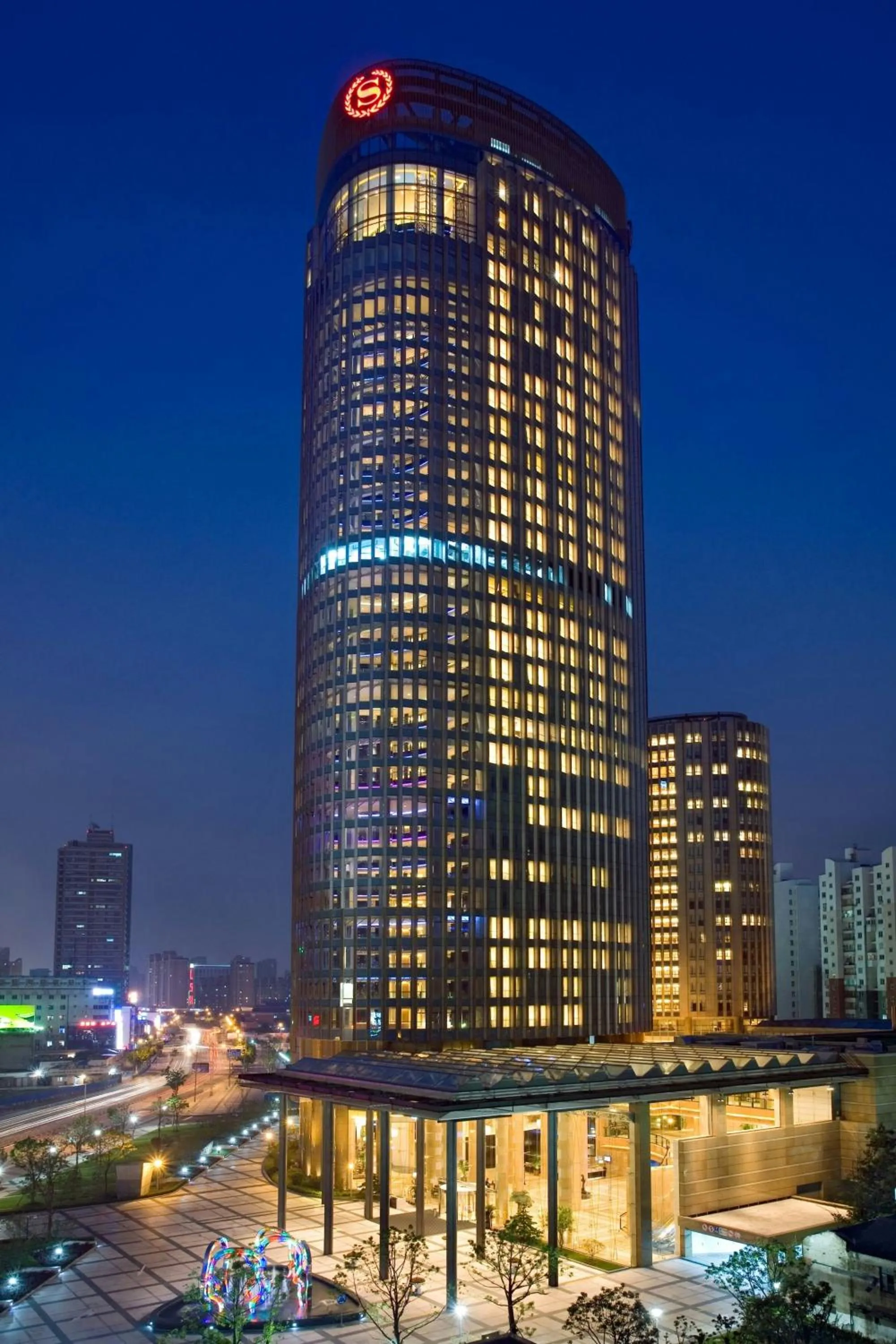 Property building in Sheraton Grand Shanghai Pudong Hotel & Residences