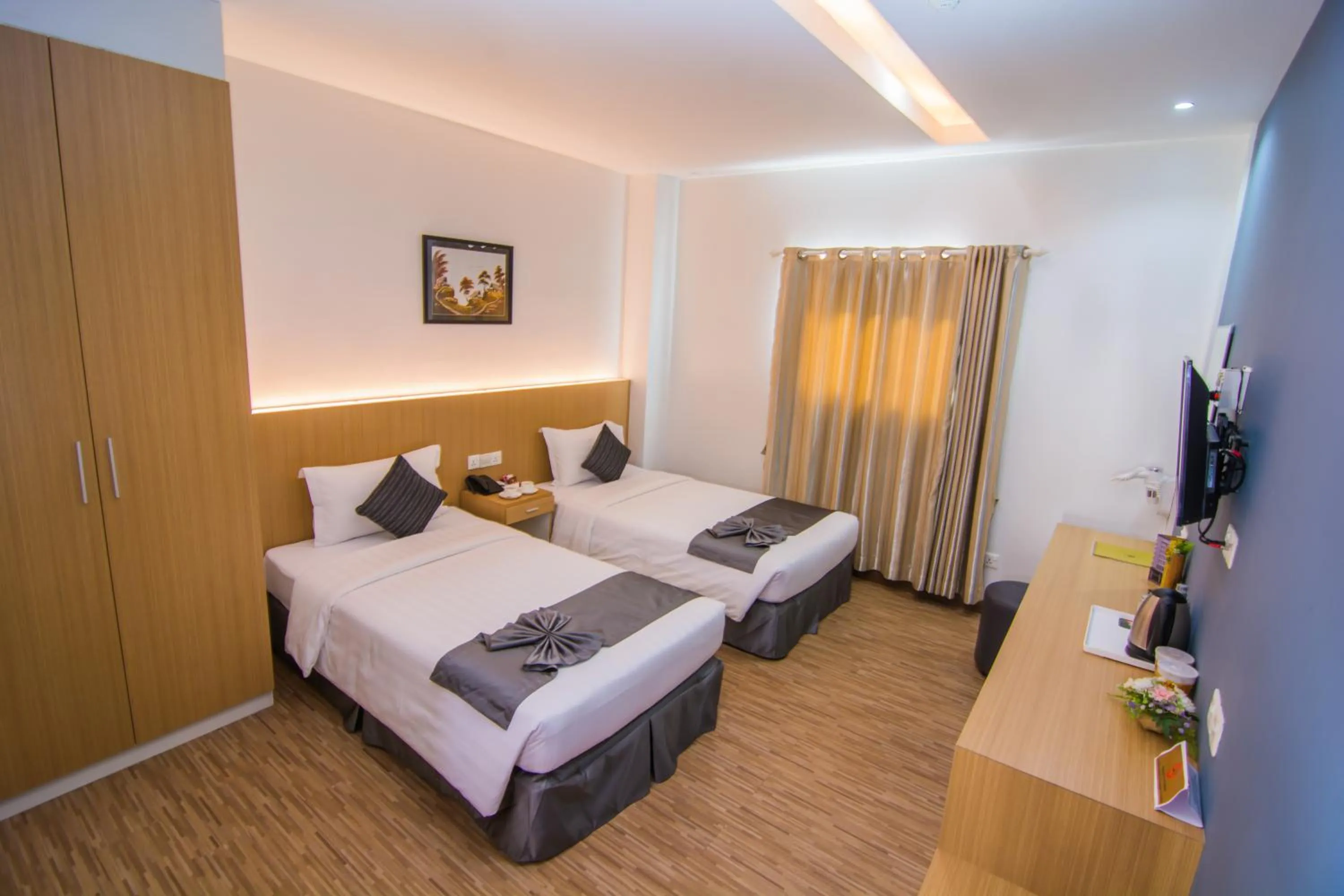 Decorative detail in Botahtaung Hotel