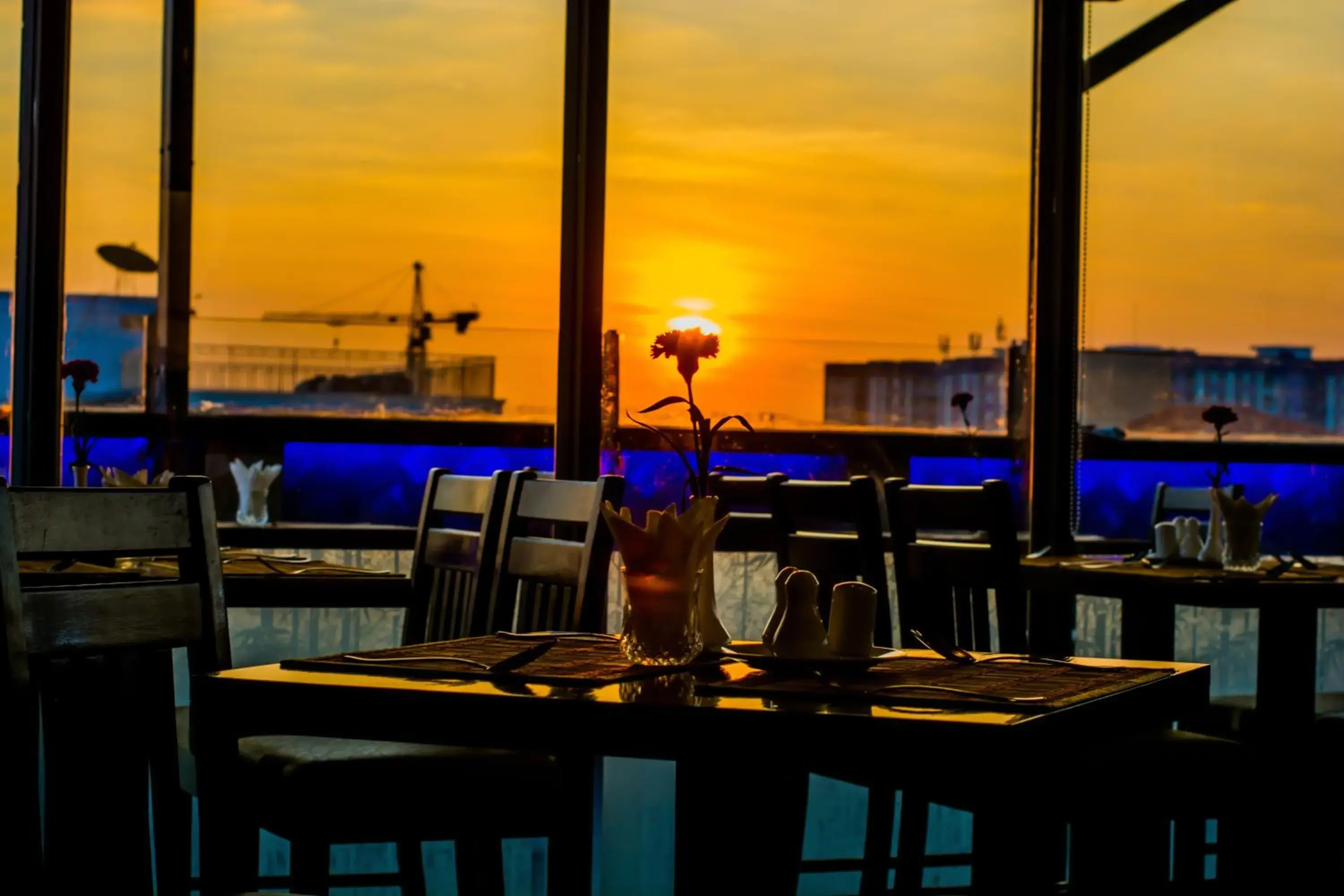 Restaurant/places to eat in Botahtaung Hotel Restaurant/places to eat in Botahtaung Hotel