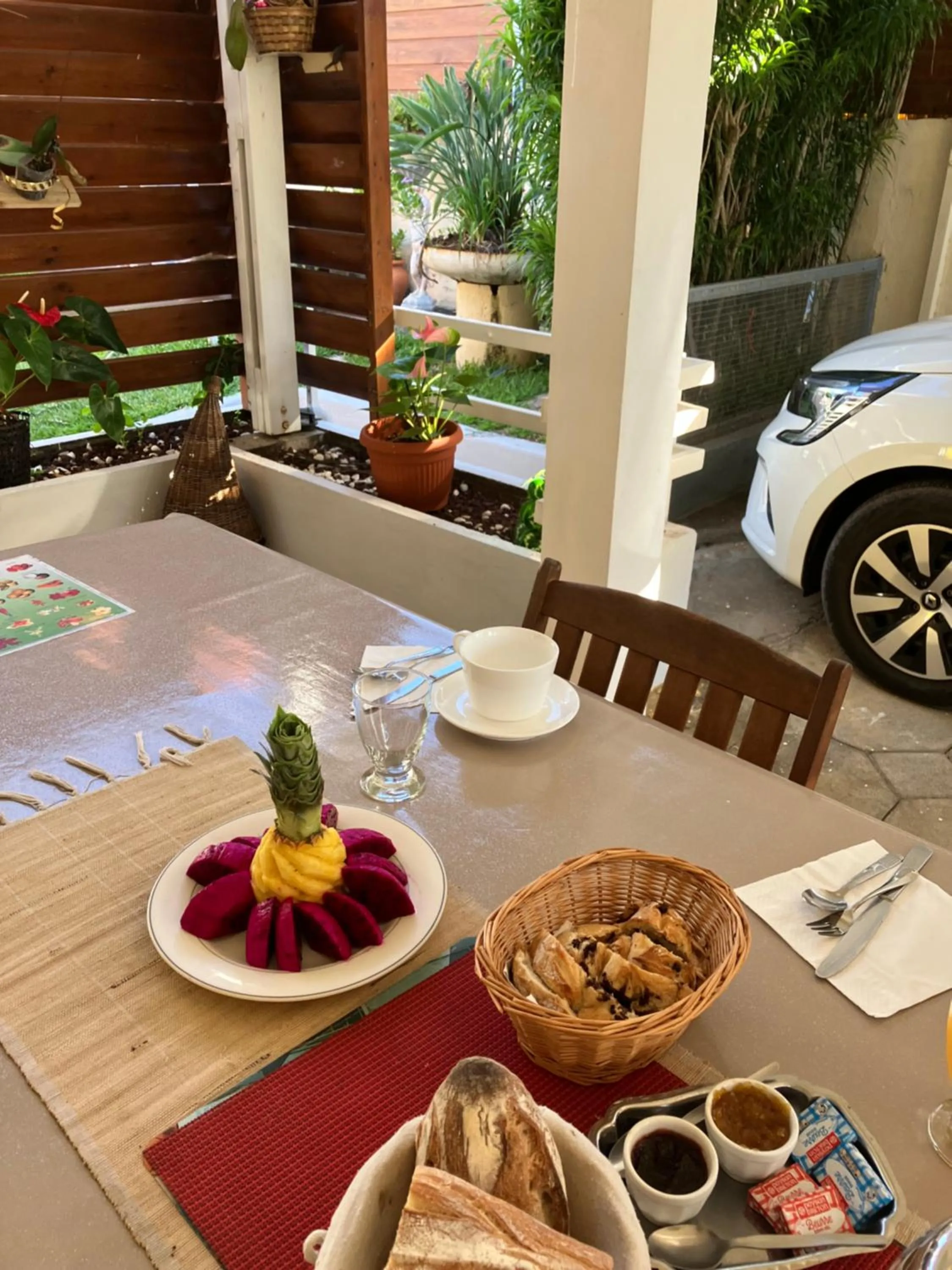 Breakfast in Manapescale