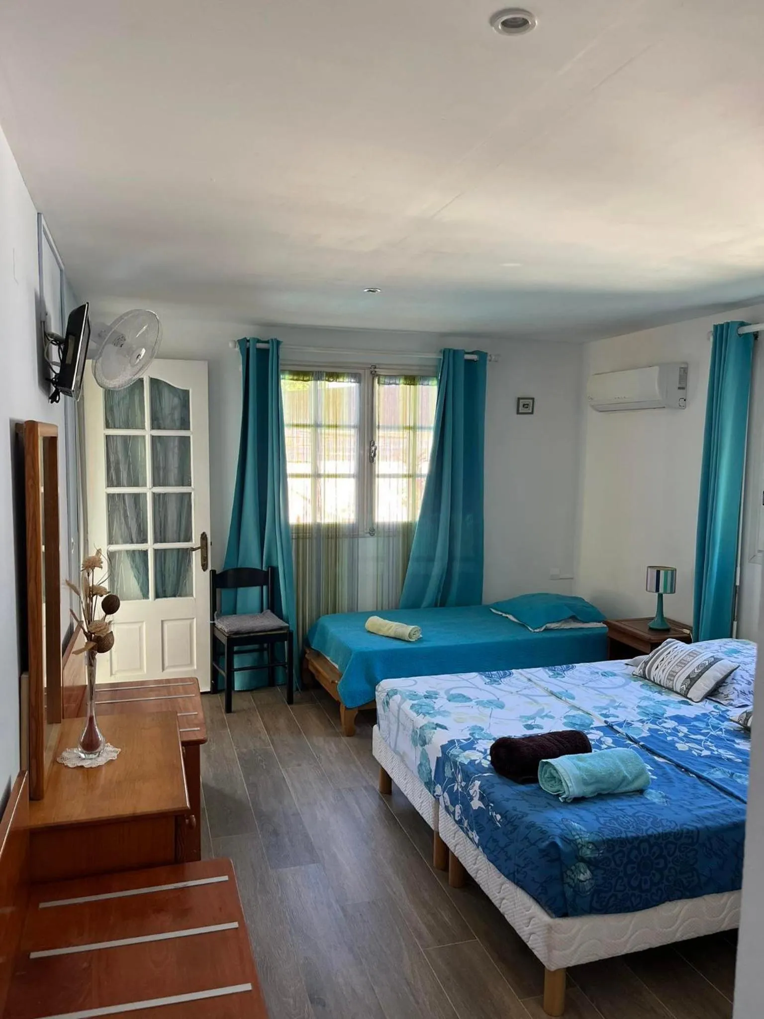 Bedroom in Manapescale