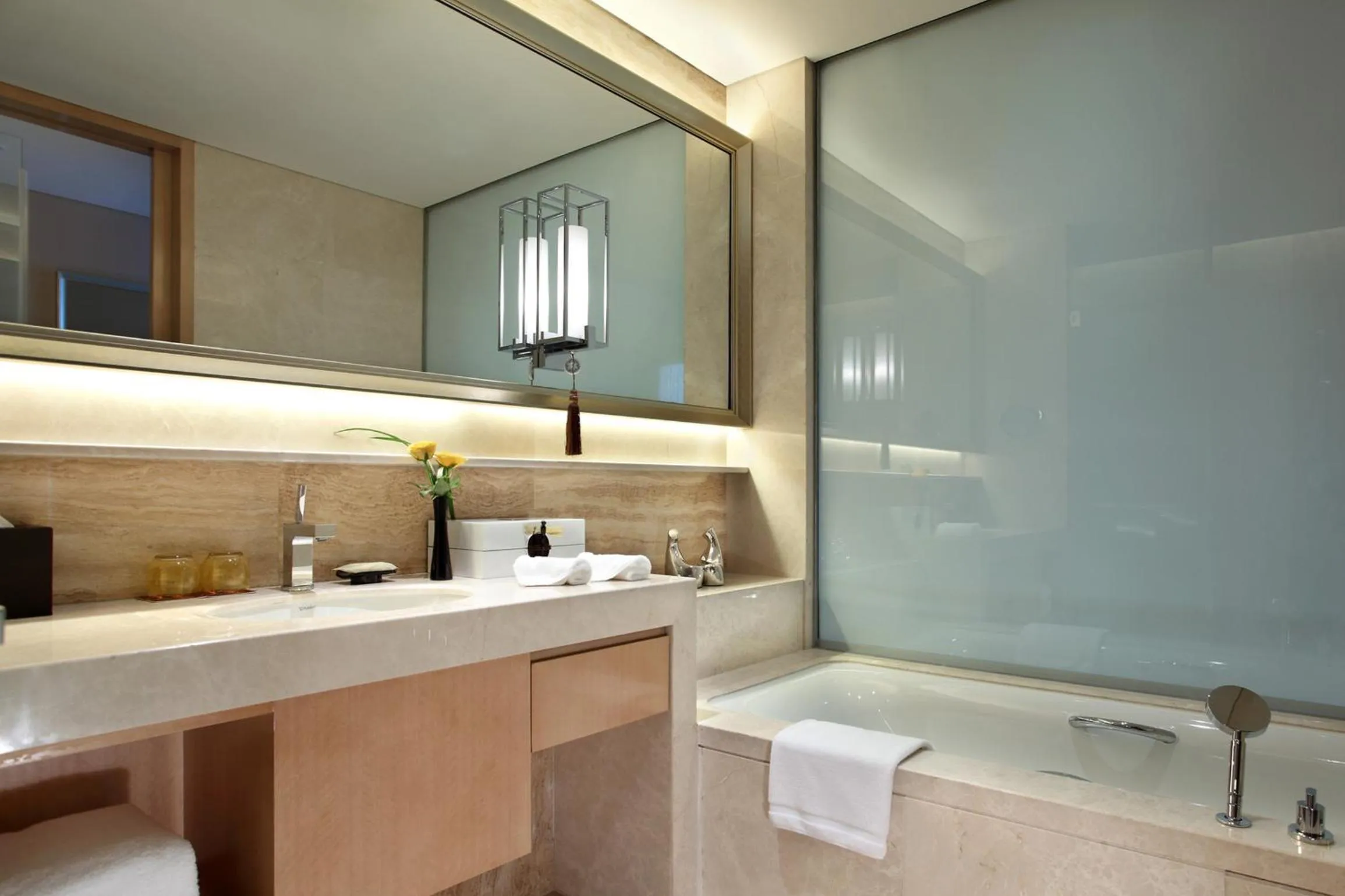 Bathroom in Sheraton Wuxi Binhu Hotel