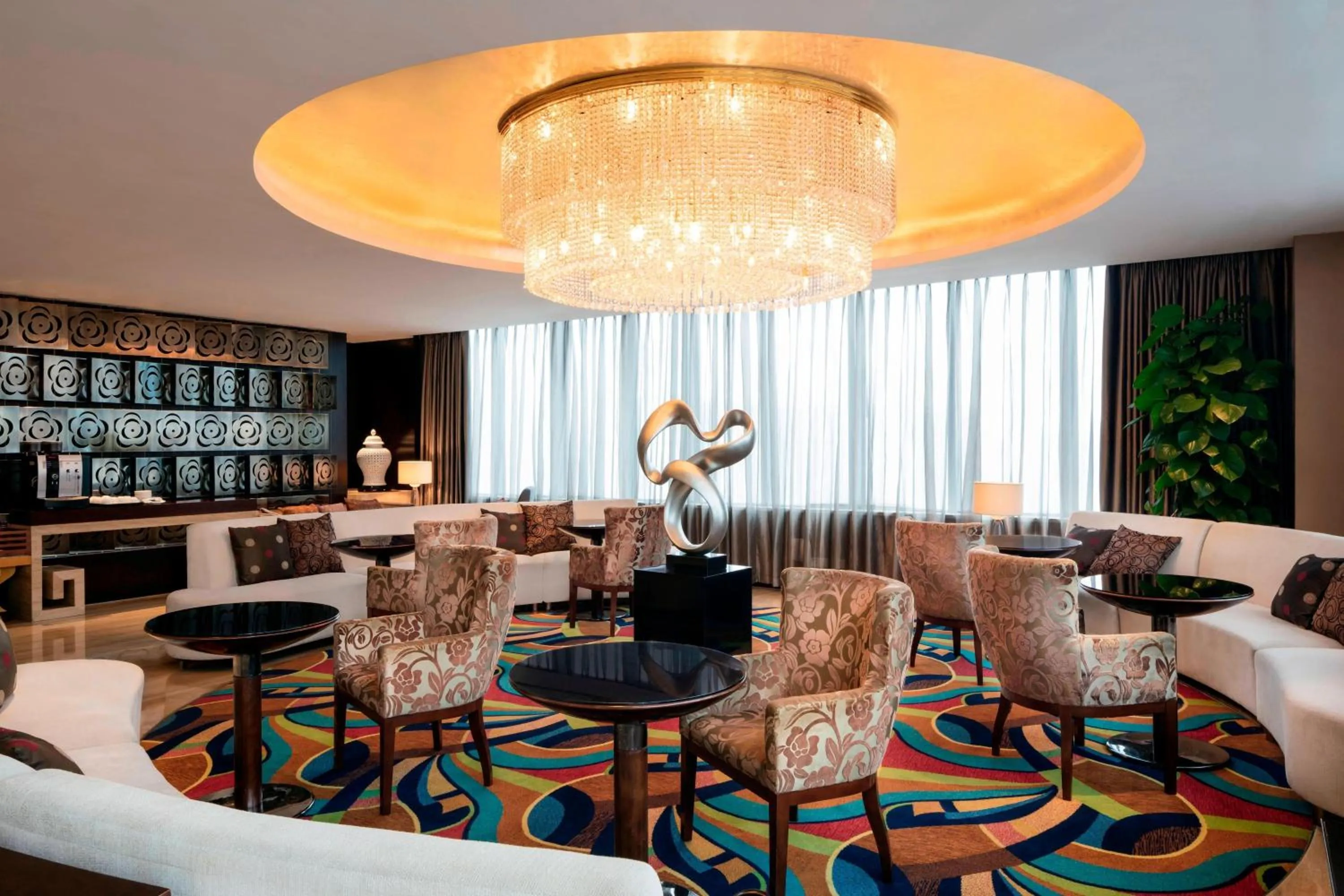 Lounge or bar in Sheraton Wuxi Binhu Hotel
