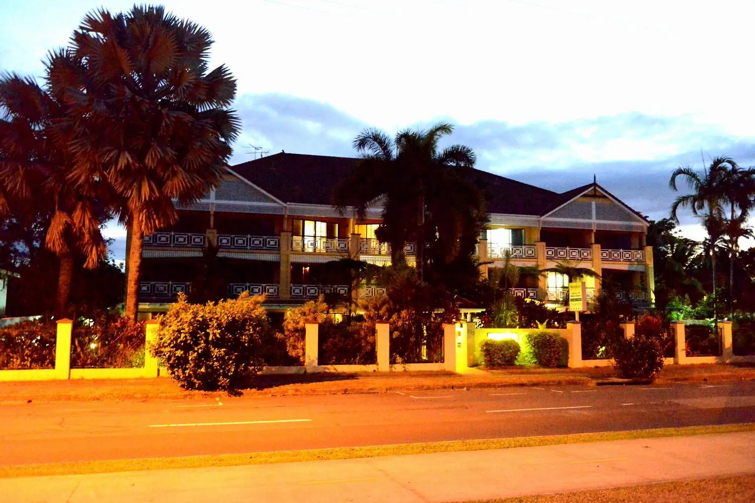 Facade/entrance in Waterfront Terraces