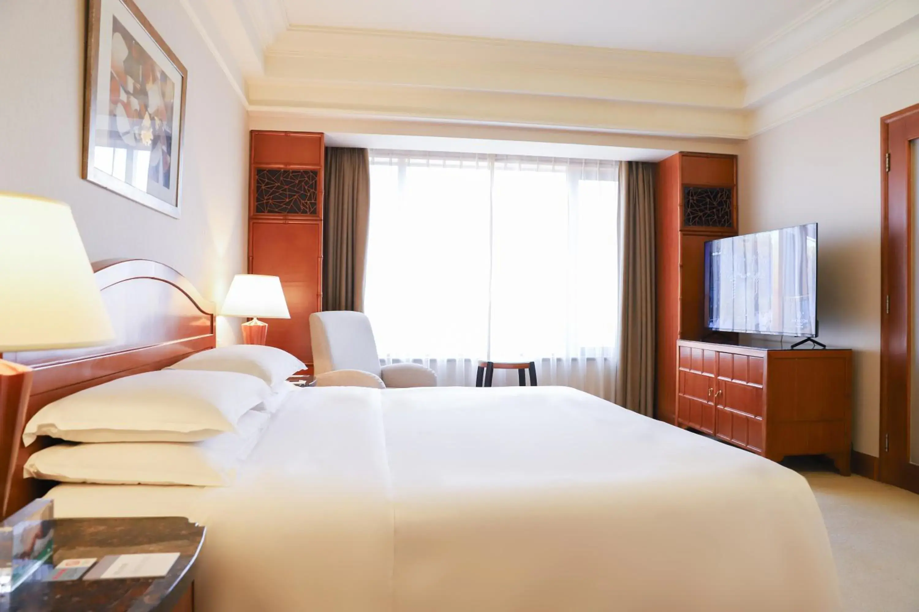 Deluxe King Suite with City View in Sheraton Xi'an Hotel Deluxe King Suite with City View in Sheraton Xi'an Hotel