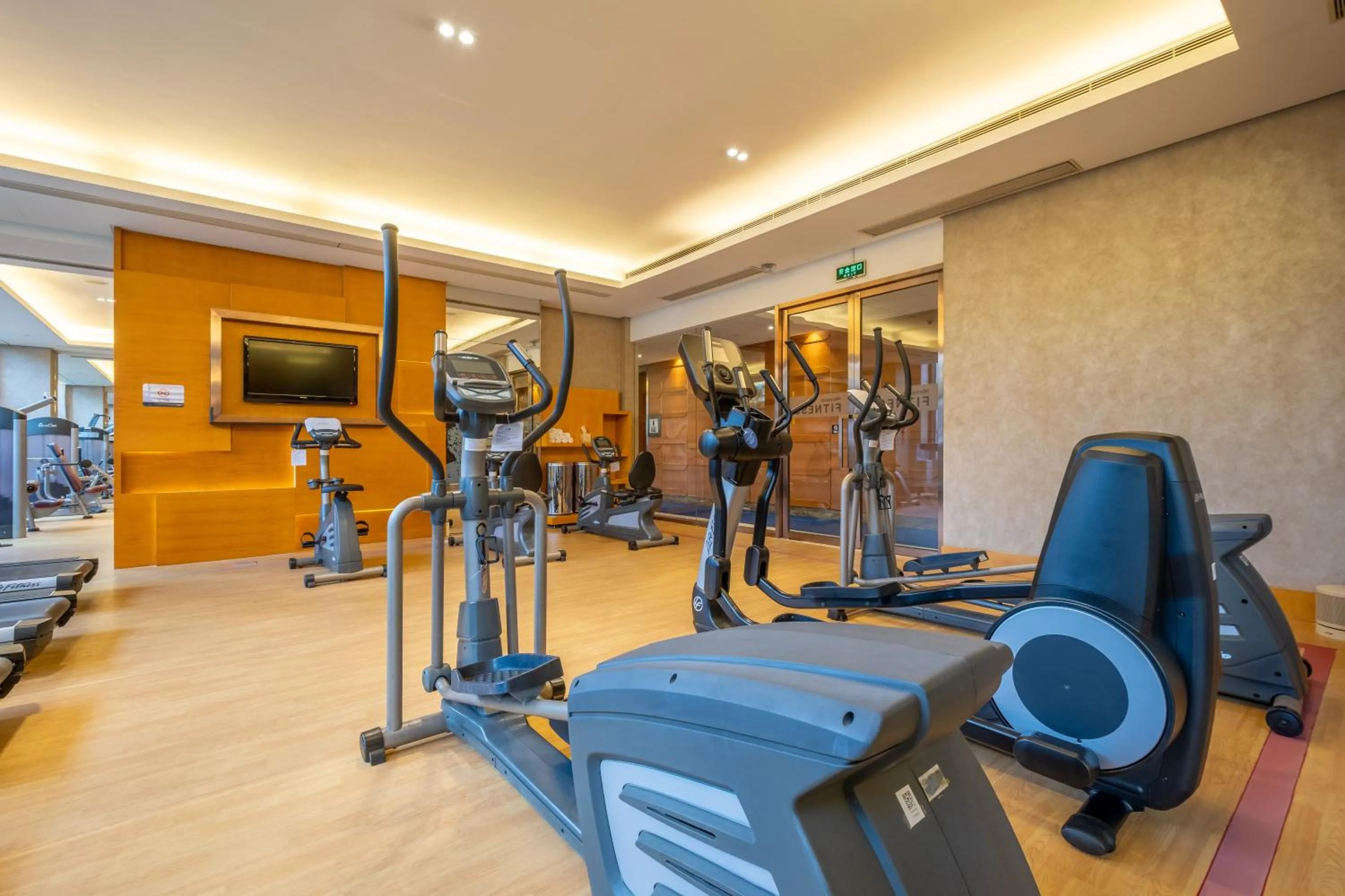 Fitness centre/facilities in Sheraton Zhongshan Hotel