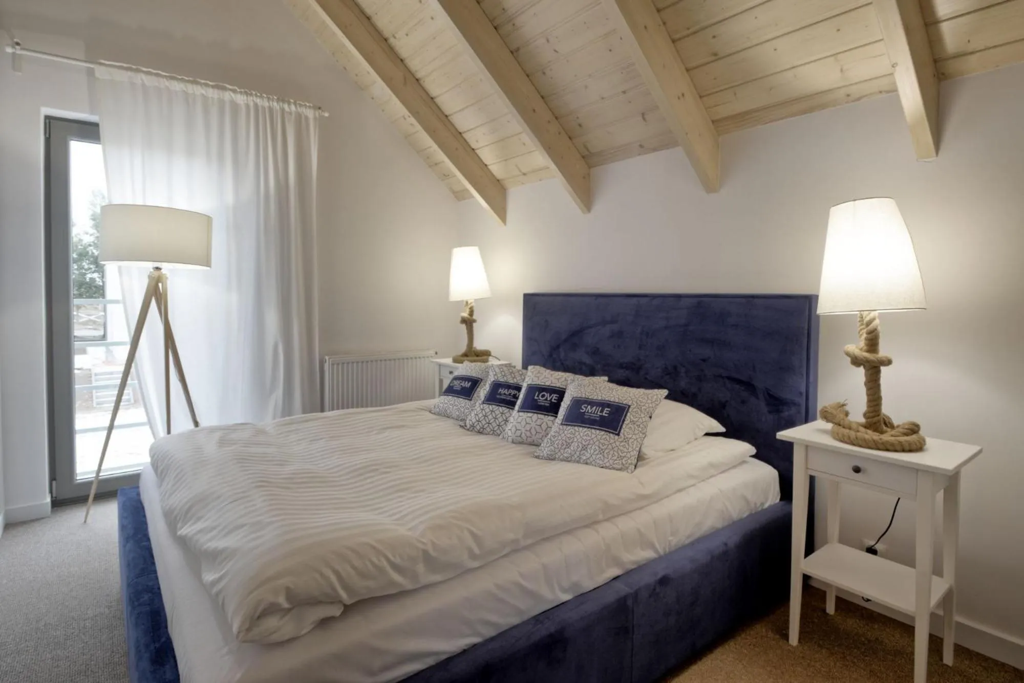 Bed in KOMFORTOWE DOMKI Brzozowa Przystań nad morzem we Władysławowie