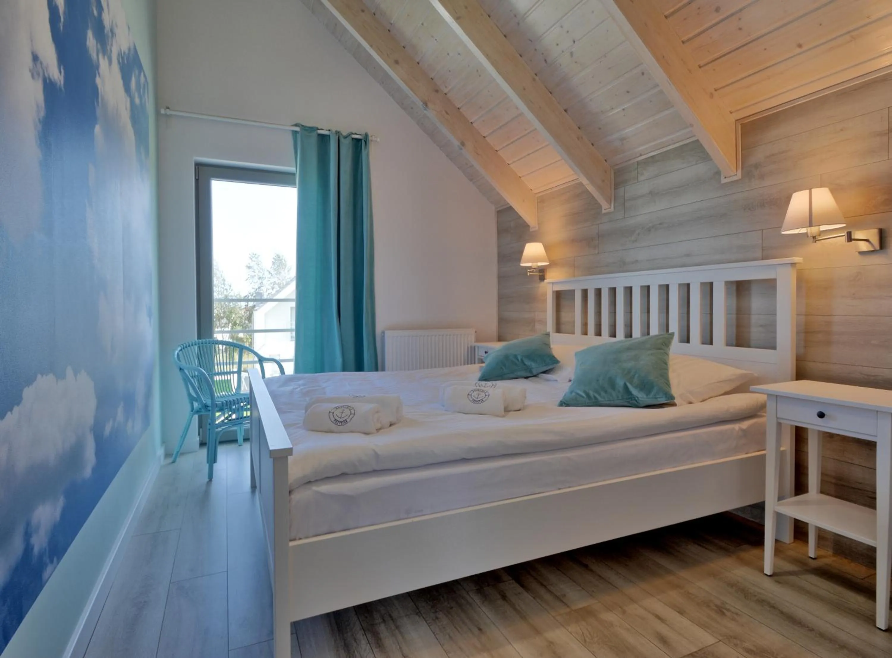 Bed in KOMFORTOWE DOMKI Brzozowa Przystań nad morzem we Władysławowie