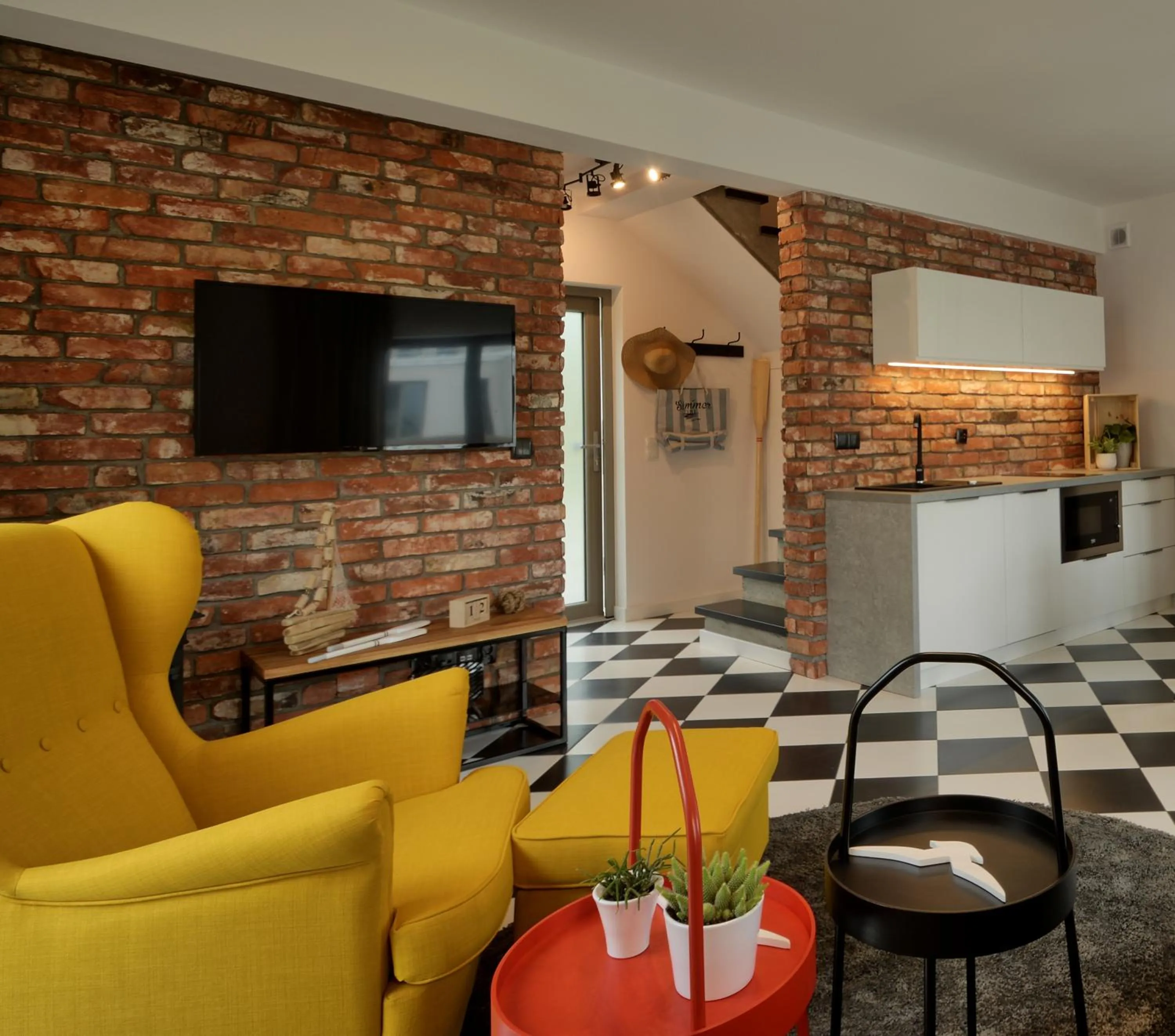 TV and multimedia in KOMFORTOWE DOMKI Brzozowa Przystań nad morzem we Władysławowie