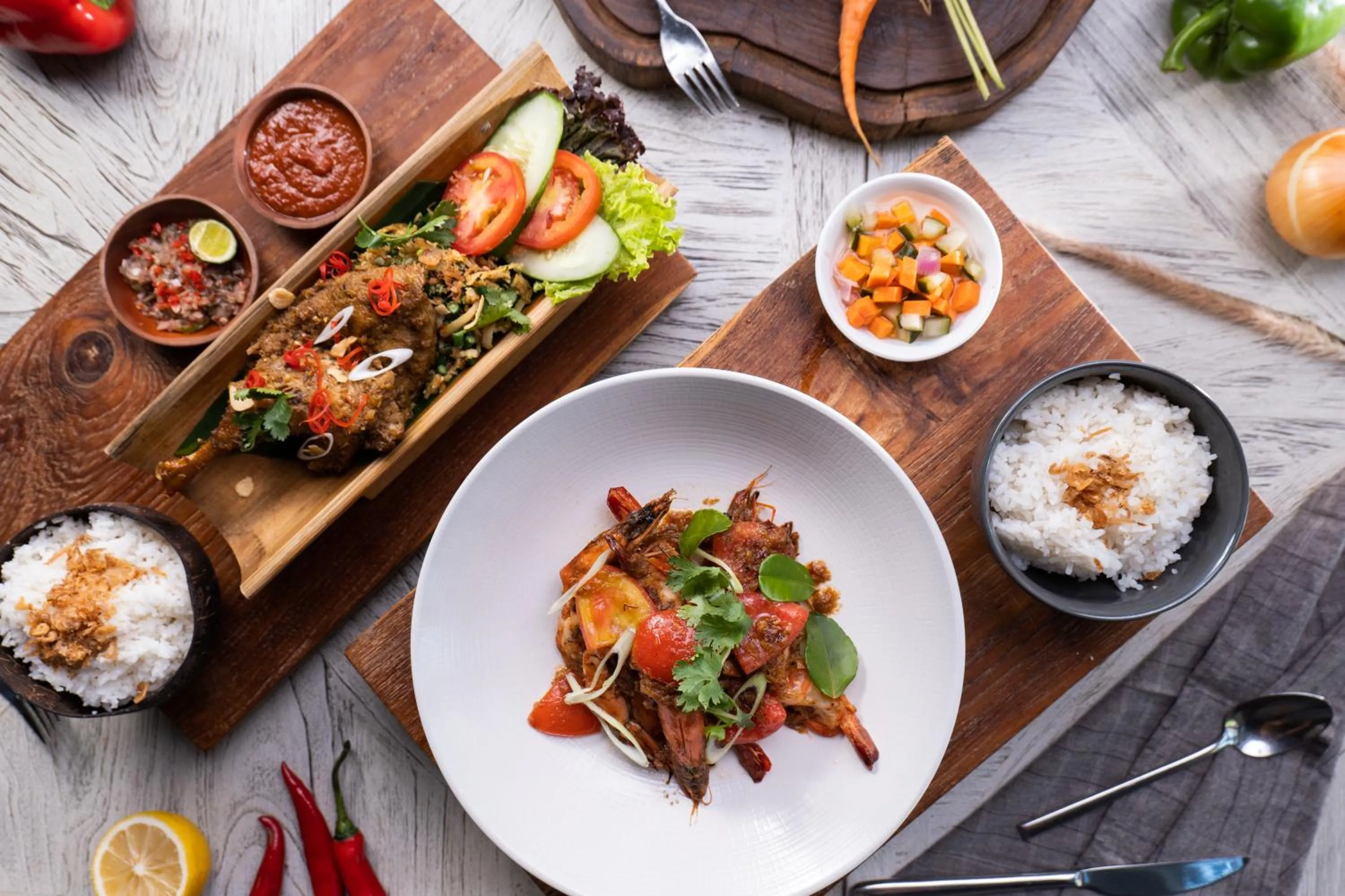 Food in Cross Bali Breakers