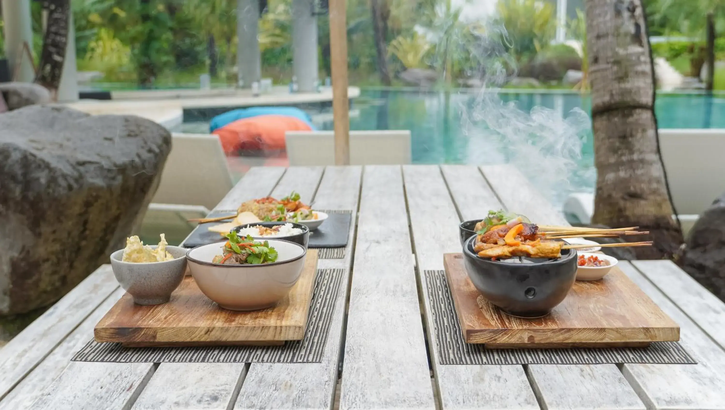 Food in Cross Bali Breakers Food in Cross Bali Breakers