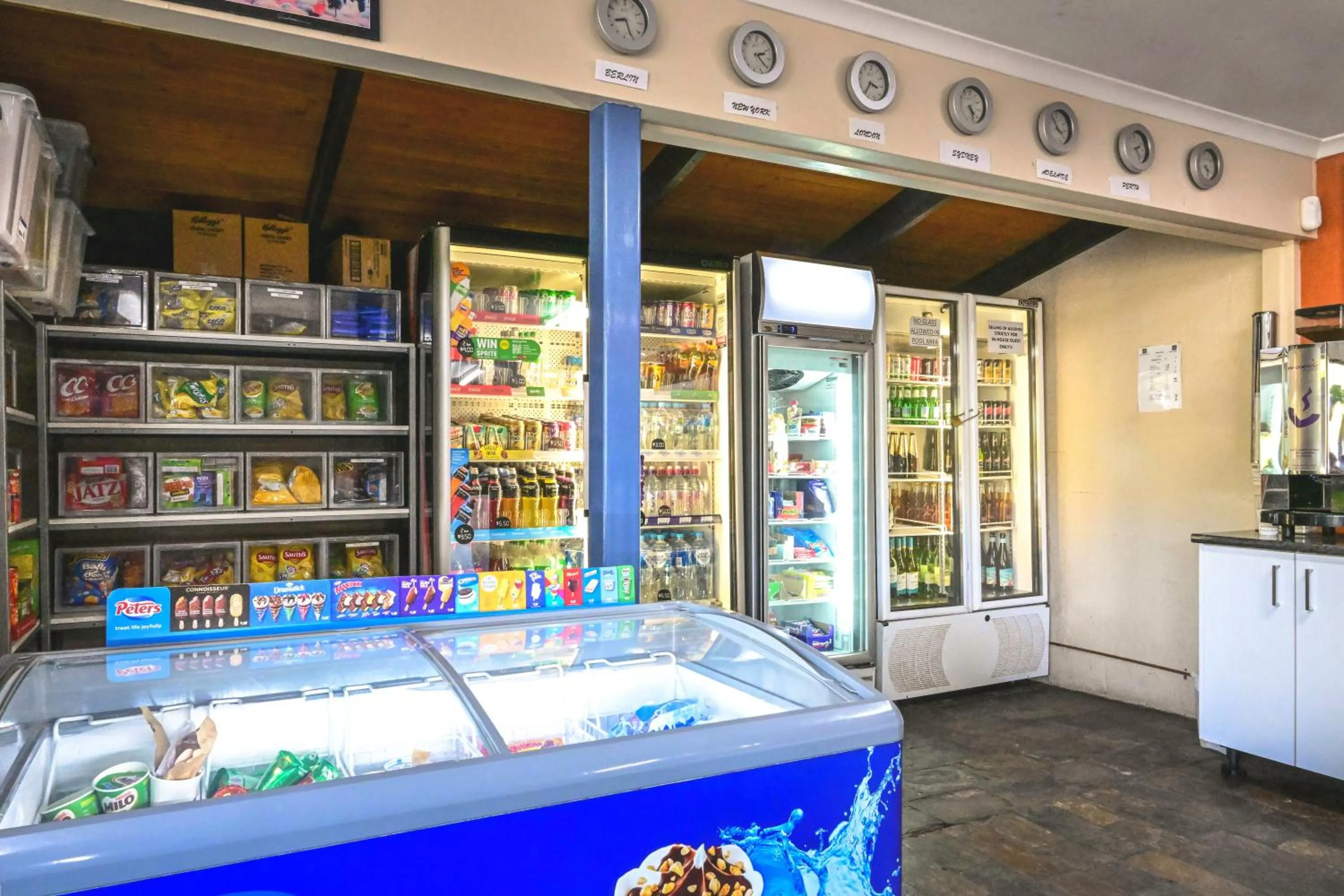 Shopping Area in Desert Palms Alice Springs