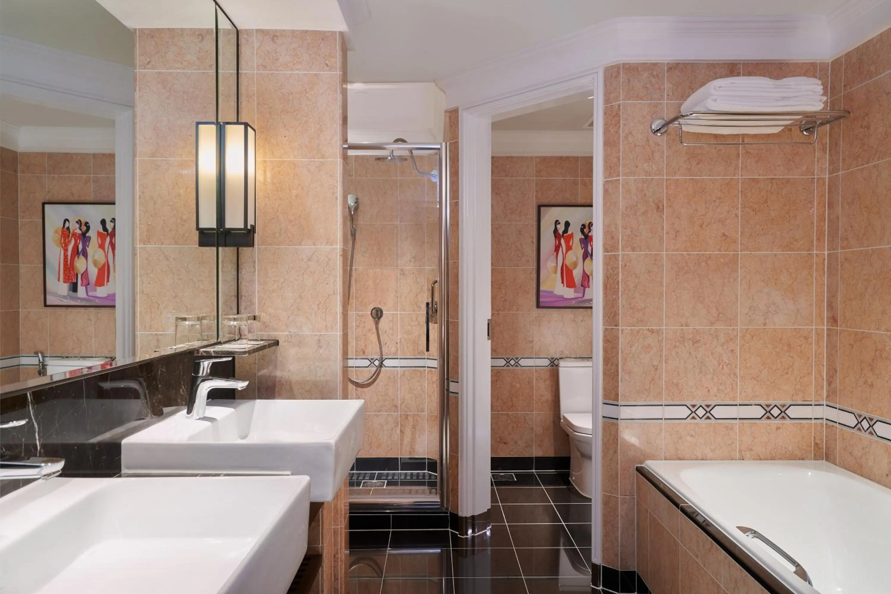 Bathroom in Sheraton Saigon Grand Opera Hotel