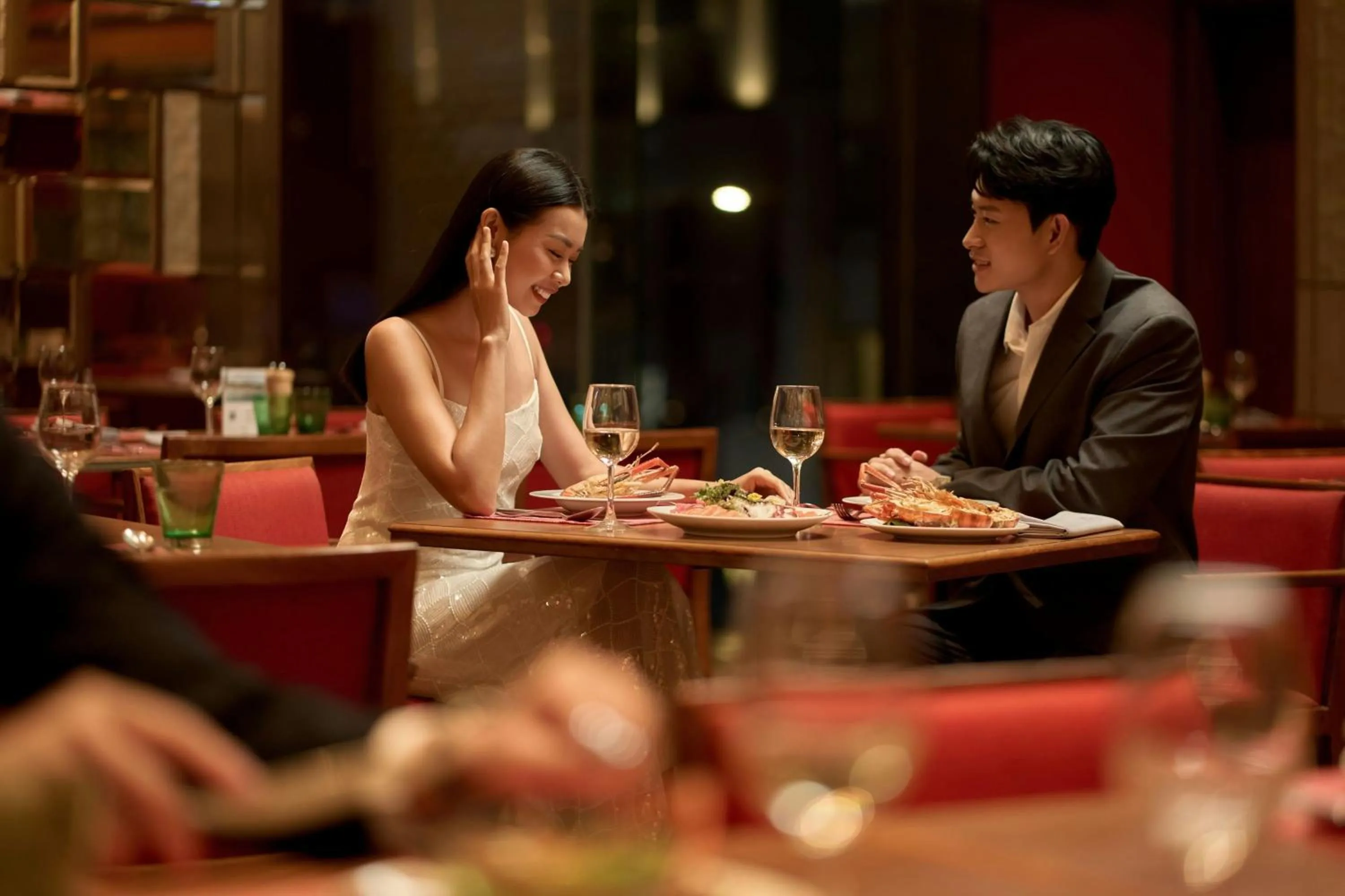 Restaurant/places to eat in Sheraton Saigon Grand Opera Hotel