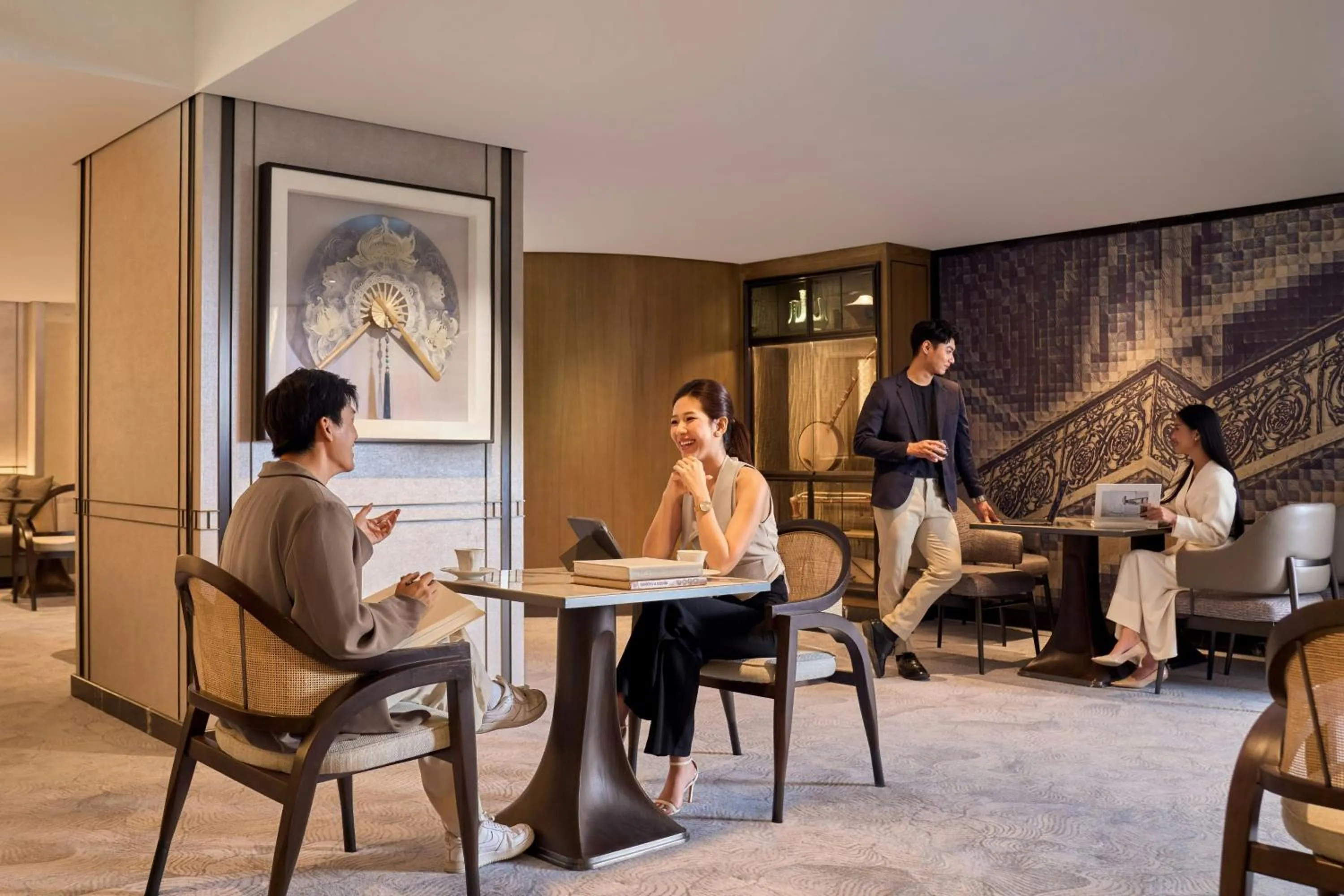 Lounge or bar in Sheraton Saigon Grand Opera Hotel