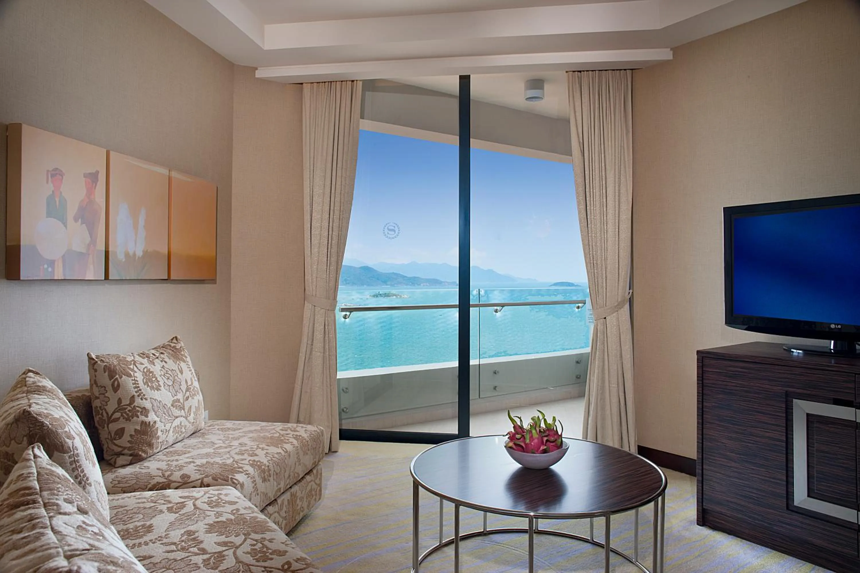Living room in Sheraton Nha Trang Hotel & Spa