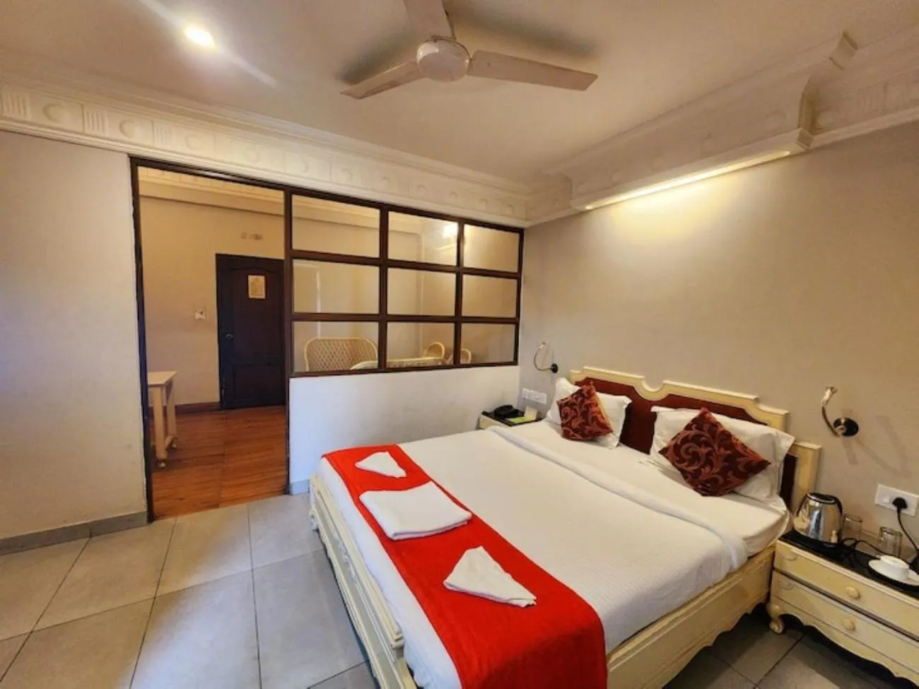 Photo of the whole room, Bed in Park Palace Hotel