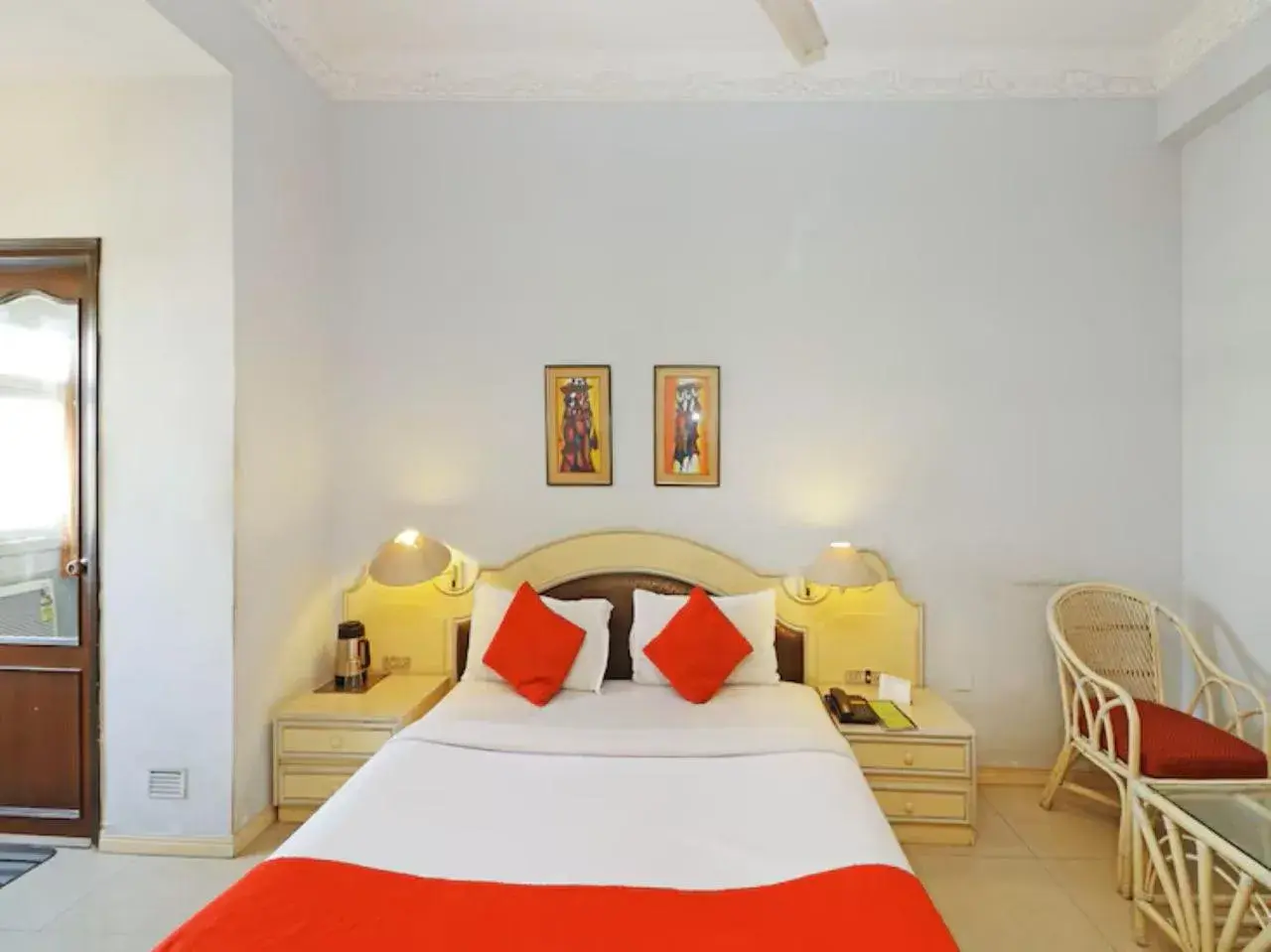 Photo of the whole room, Bed in Park Palace Hotel Photo of the whole room, Bed in Park Palace Hotel