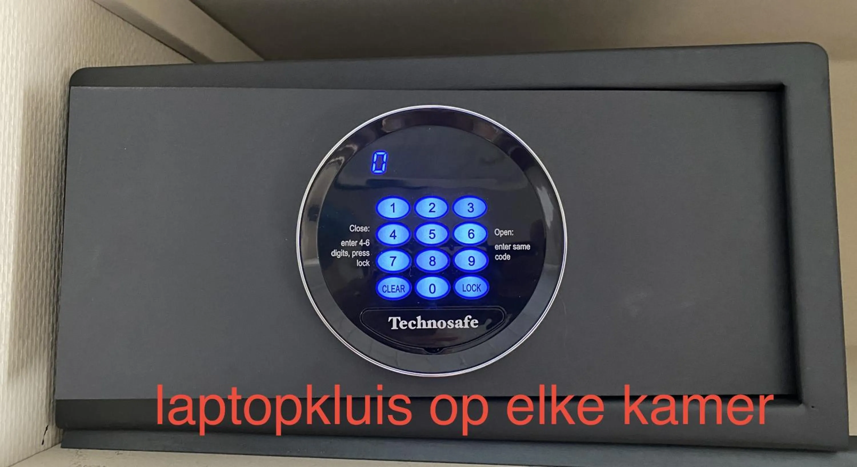 locker in De Post B&B Restaurant