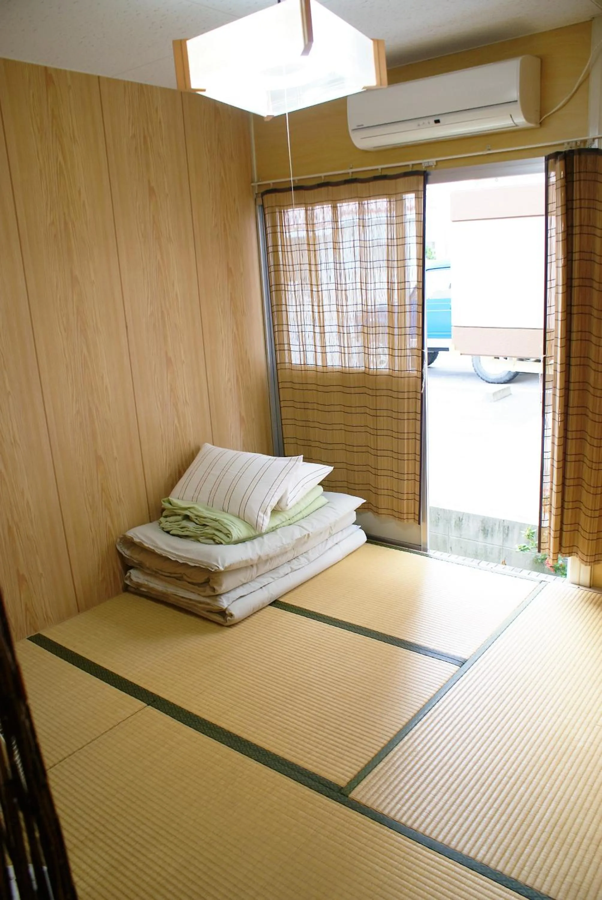 Photo of the whole room, Bed in Minshuku Agaihama