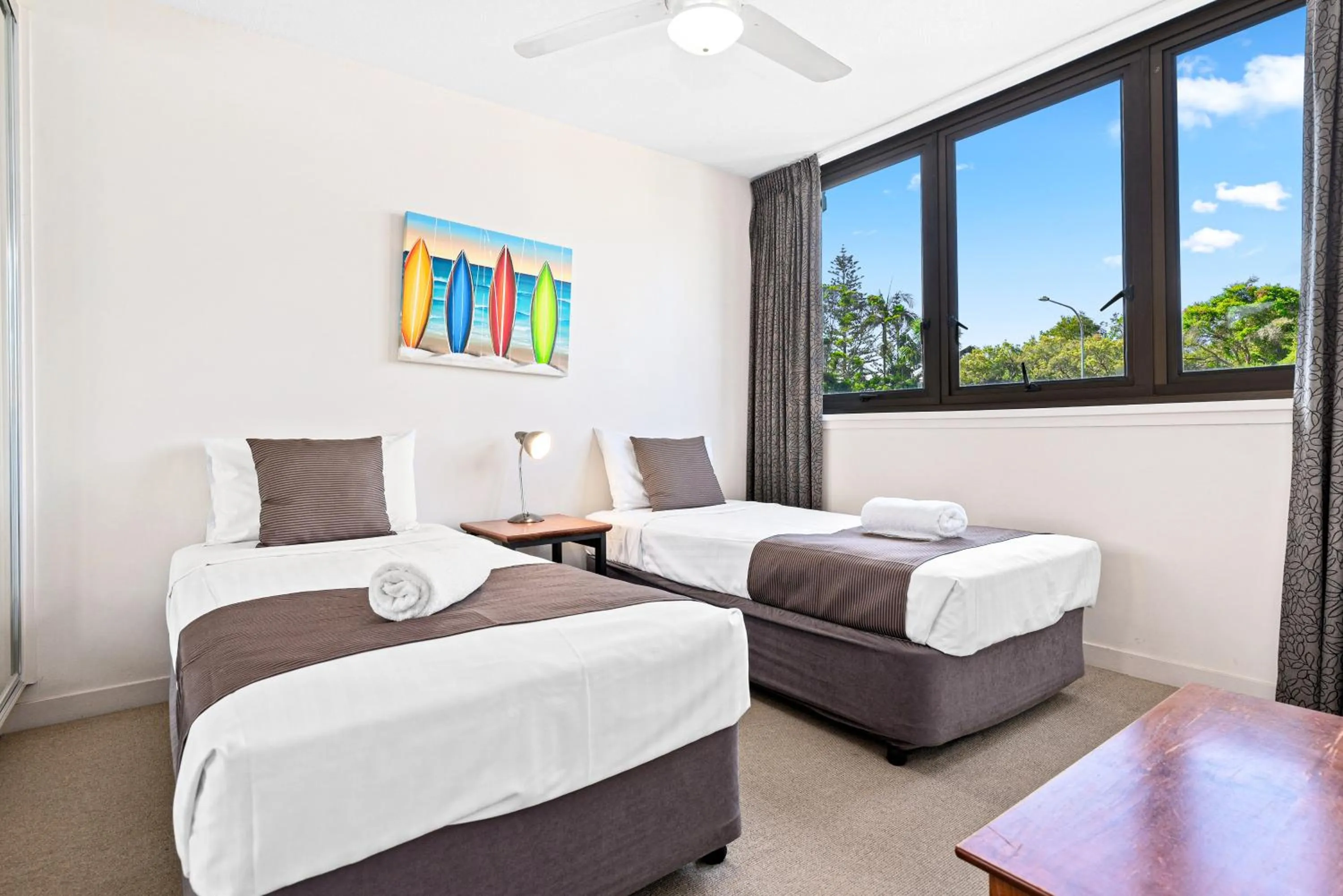 Bedroom, Bed in Windward Apartments