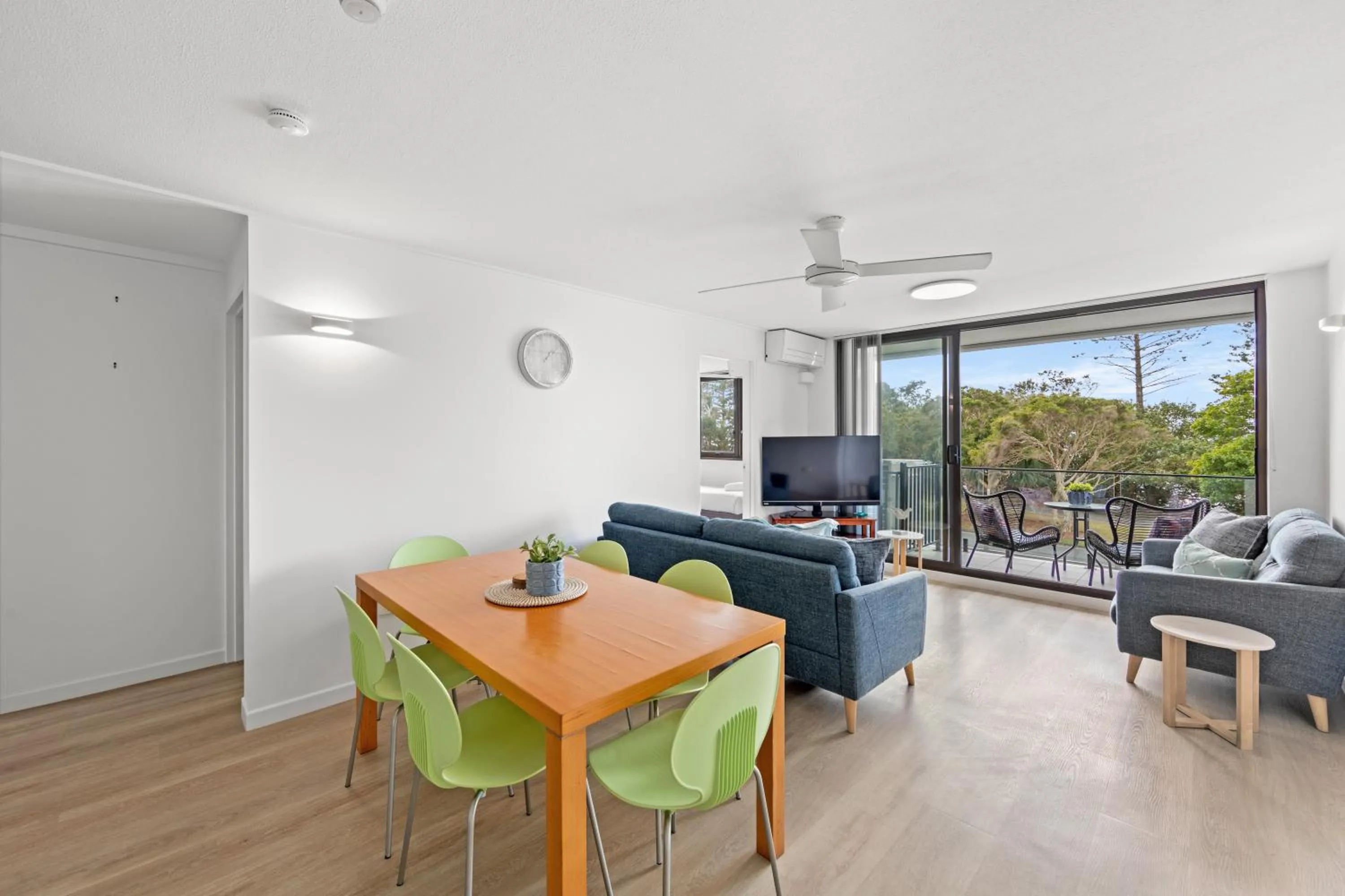 Living room in Windward Apartments