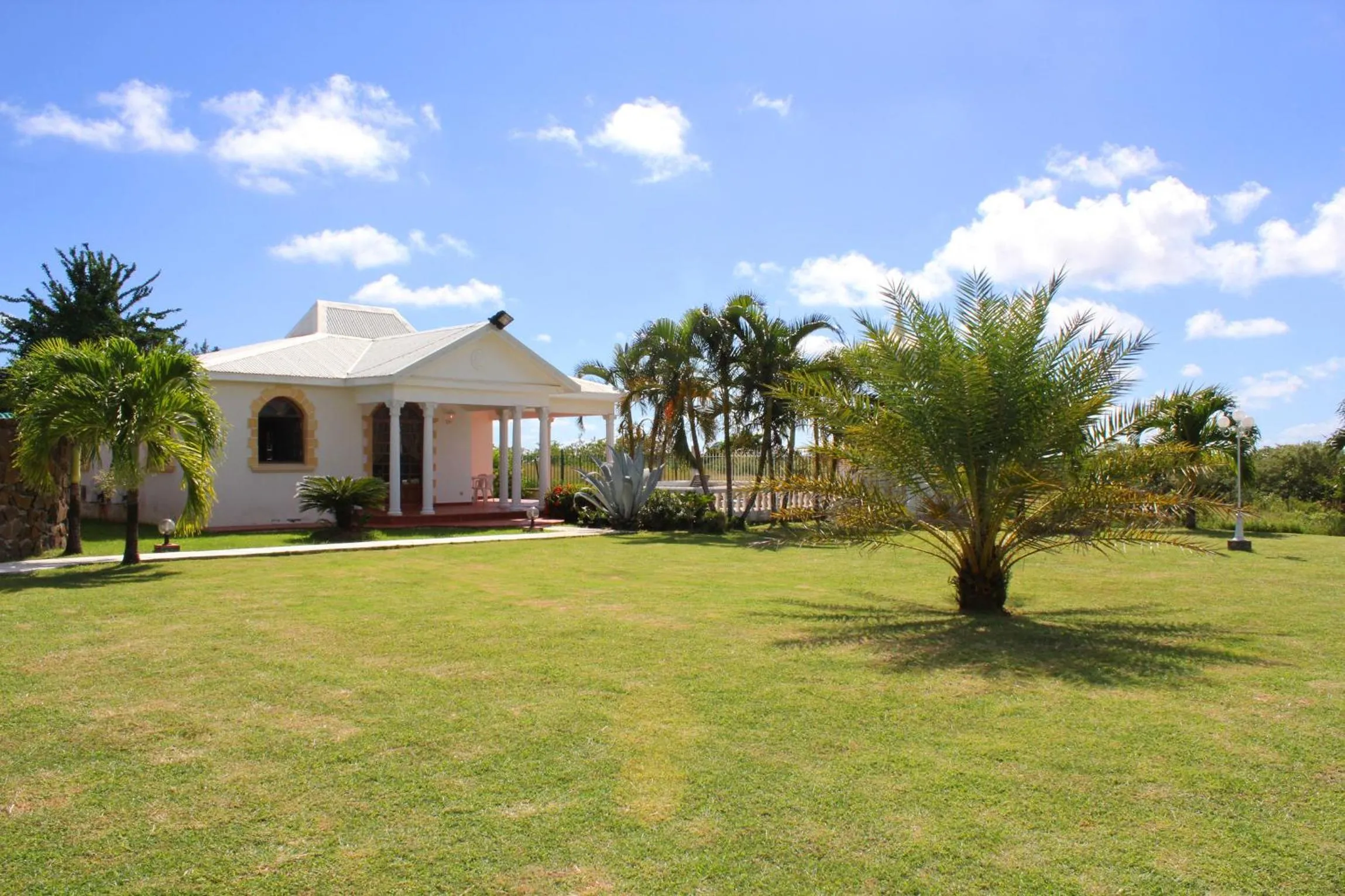 Villa de charme avec piscine MQMA07