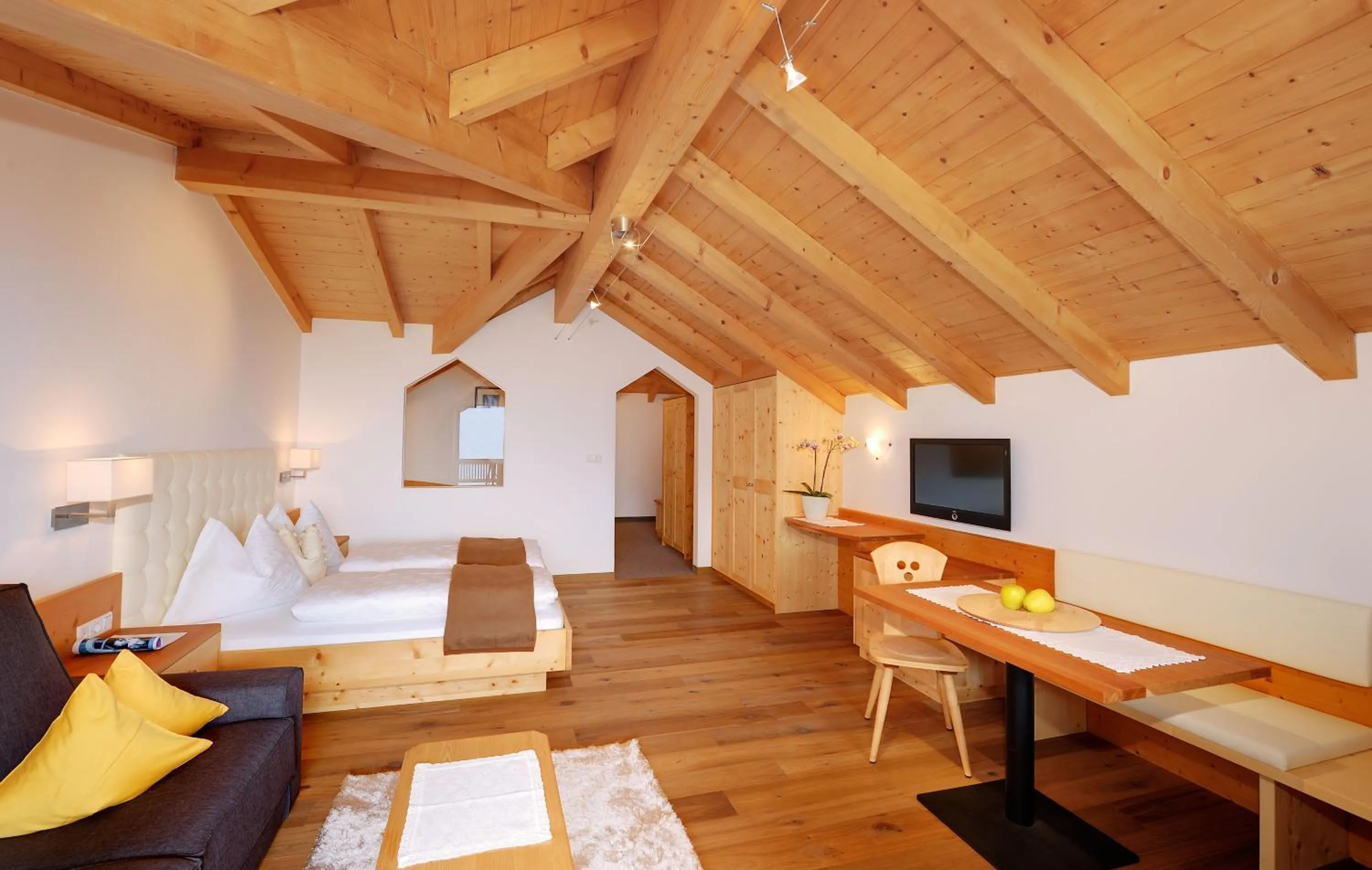 TV and multimedia in Small Hotel Sonne