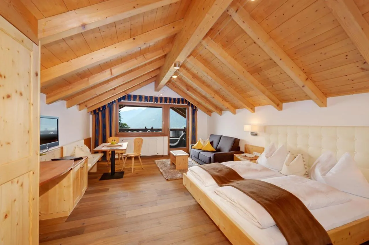 Bed in Small Hotel Sonne