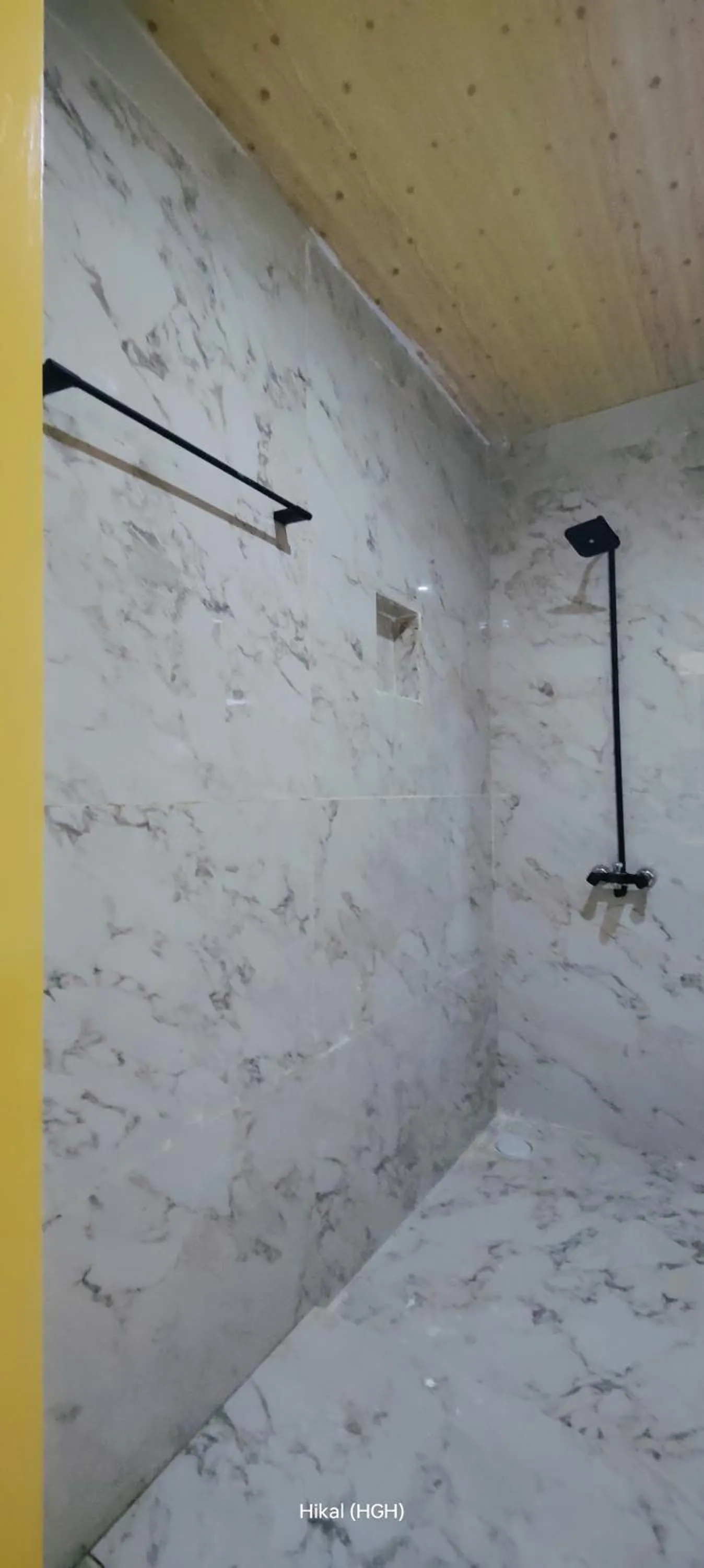 Shower in Hikal Guest House