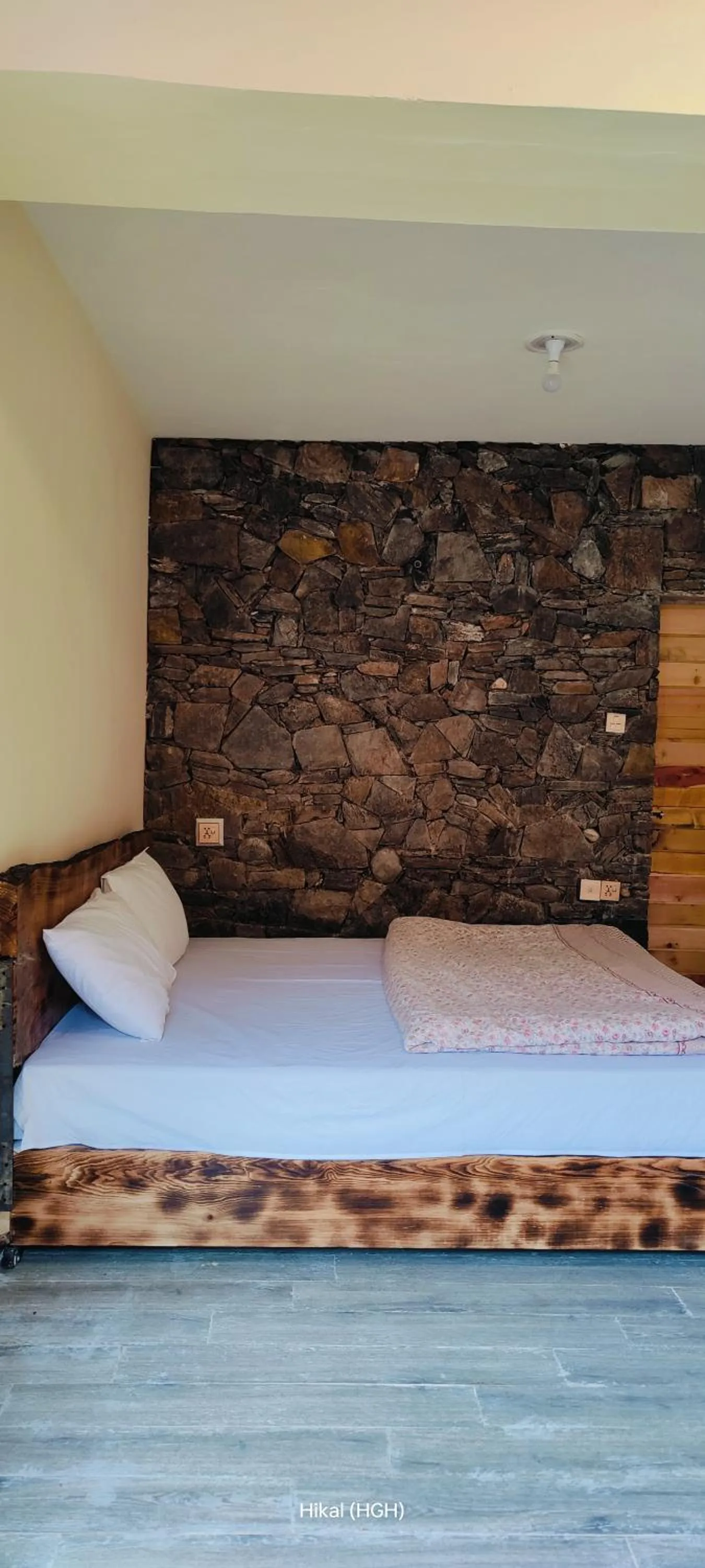 Bed in Hikal Guest House