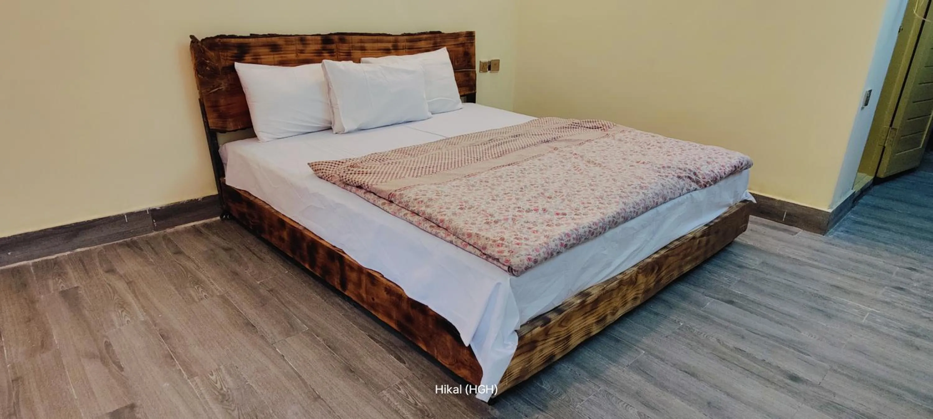 Bed in Hikal Guest House