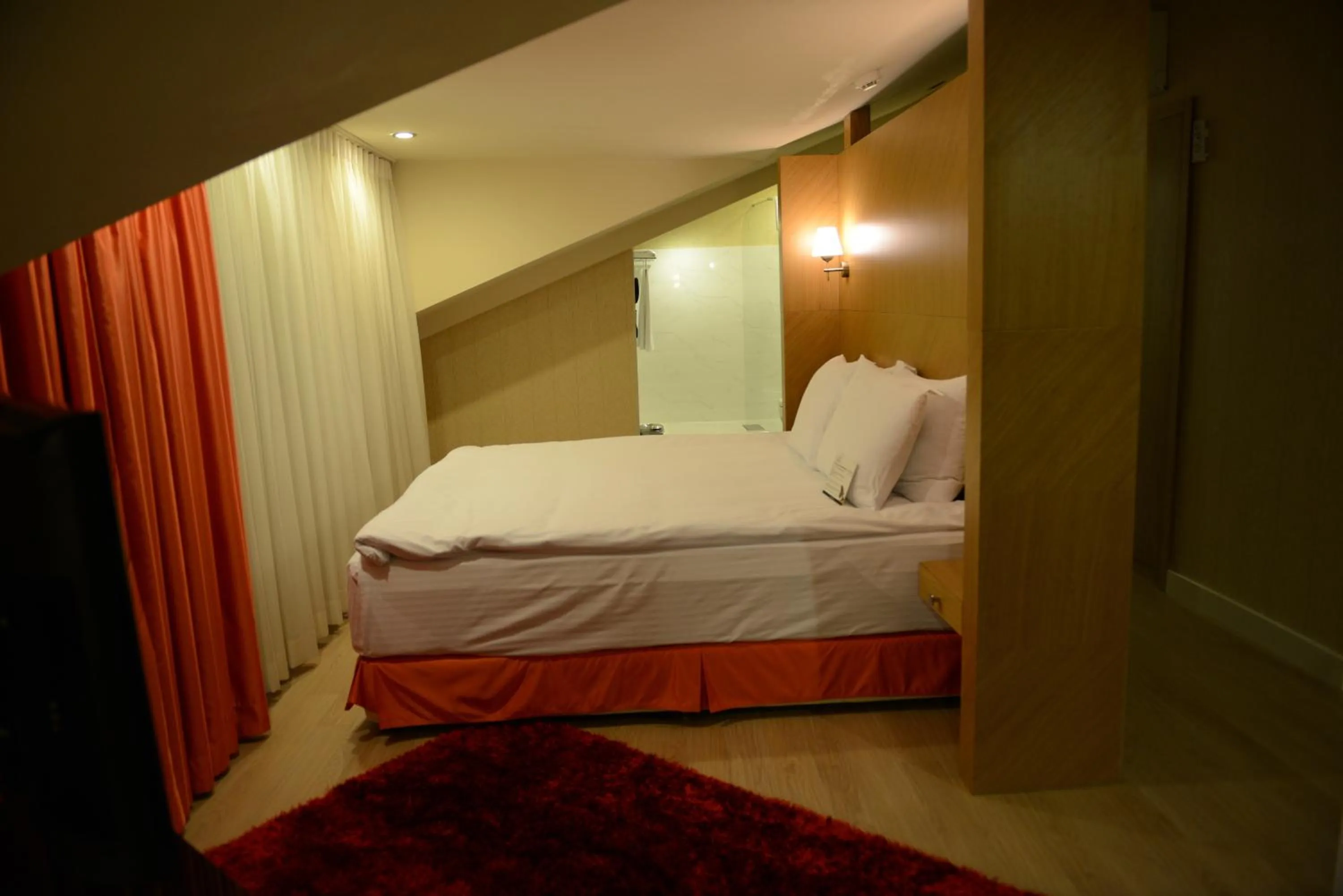 Bed in Adana Plaza Hotel