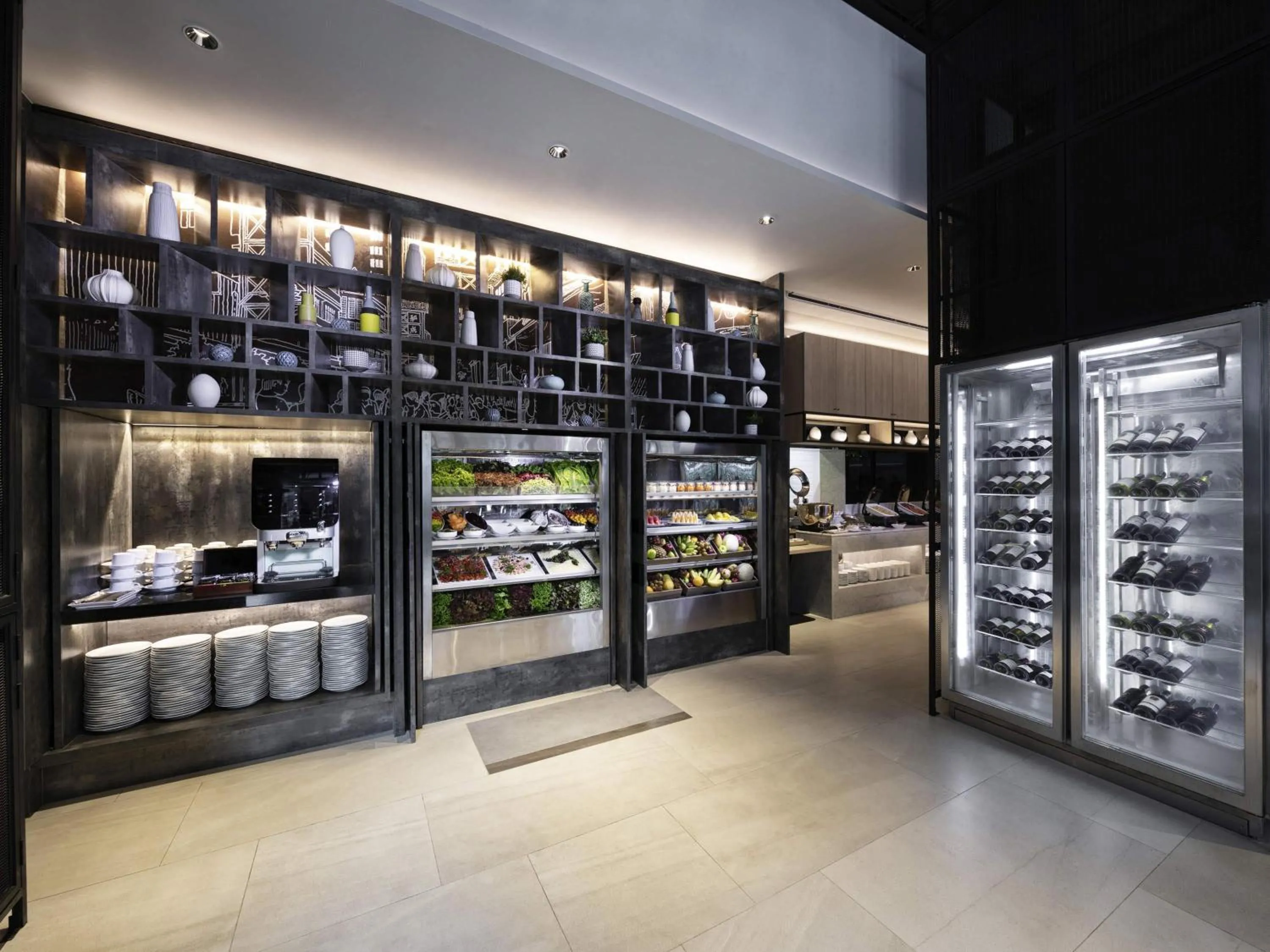 Restaurant/places to eat in Novotel Bangkok Sukhumvit 4