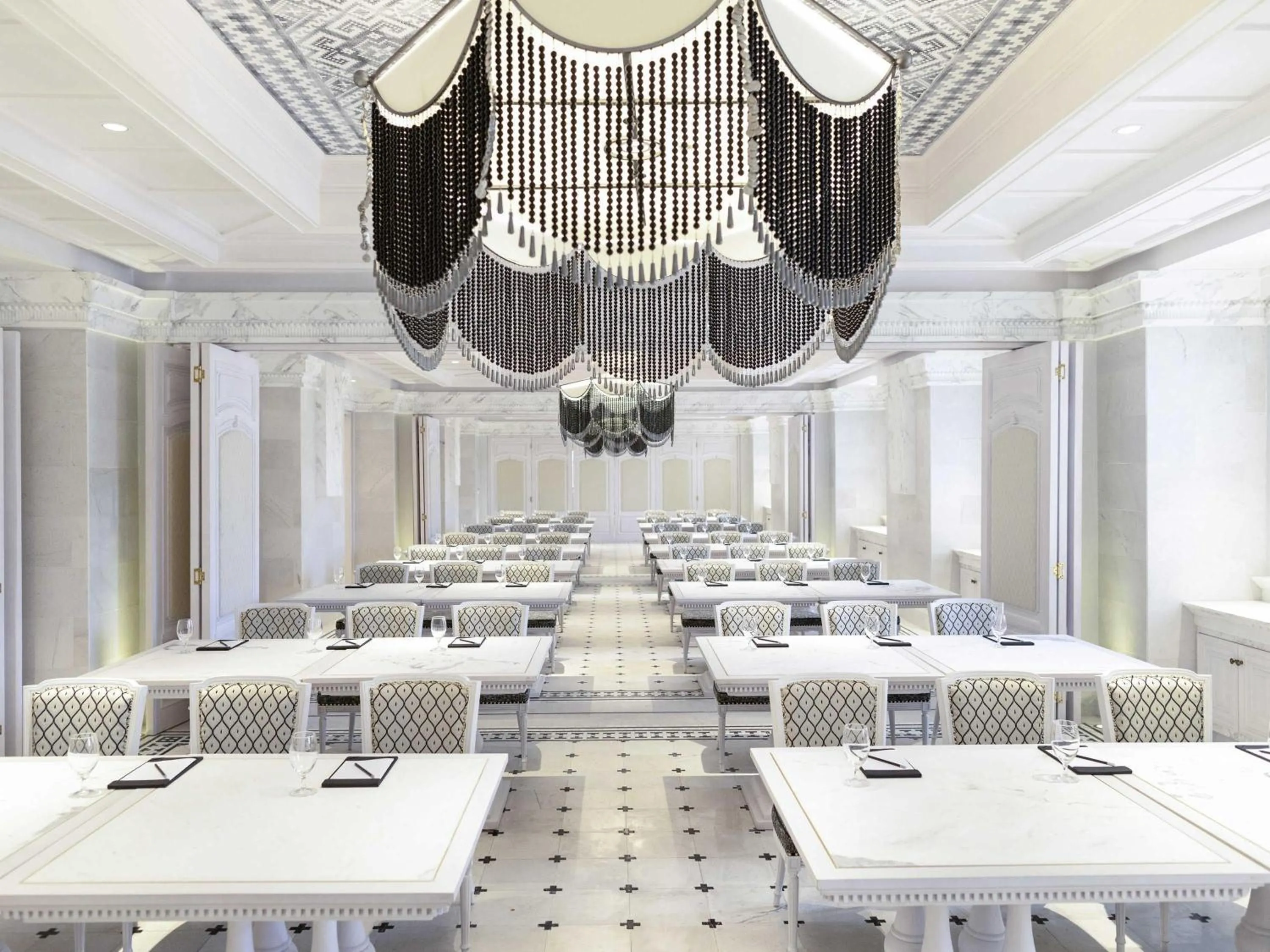 Meeting/conference room in Hotel de la Coupole - MGallery