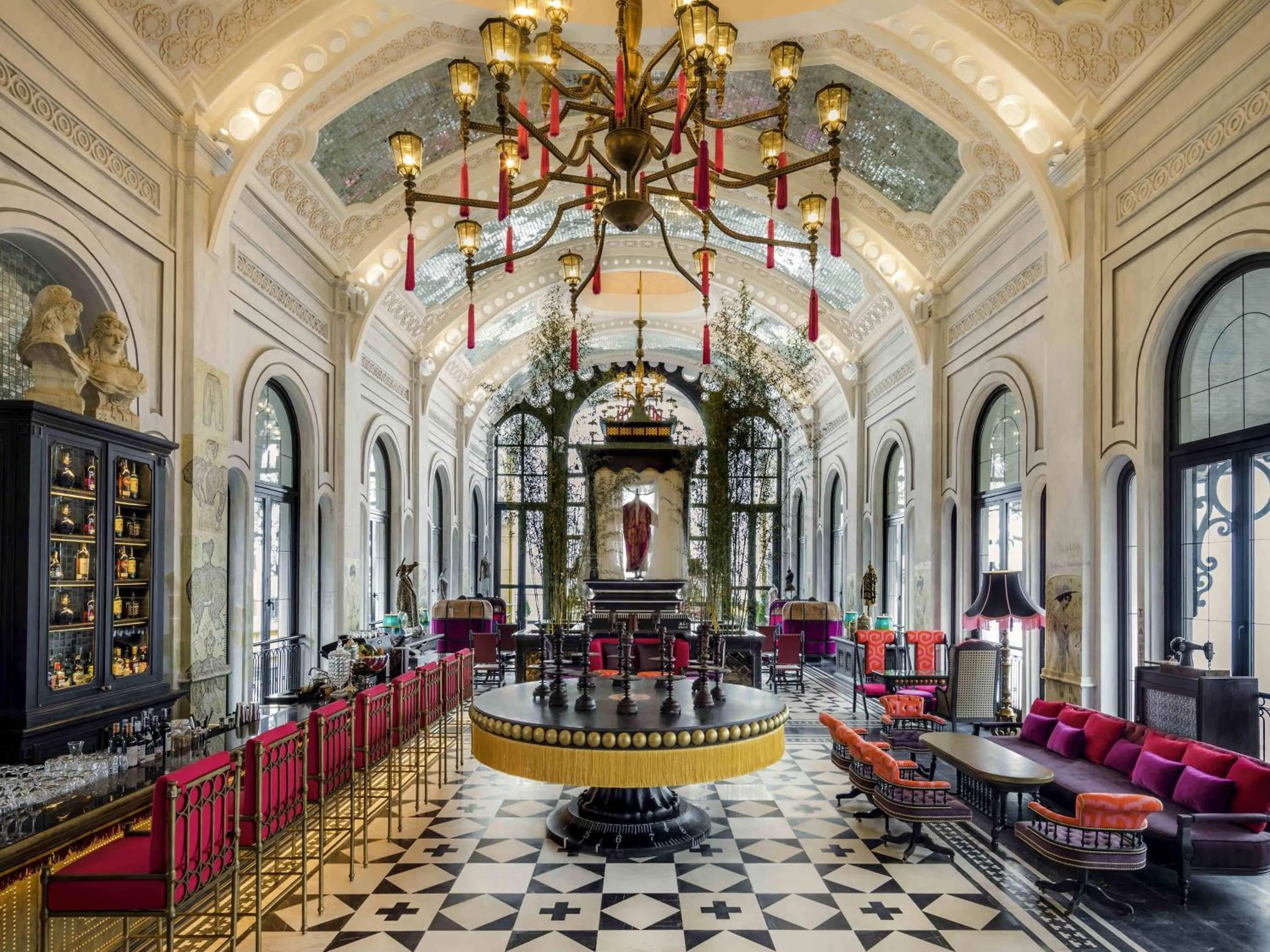 Lounge or bar in Hotel de la Coupole - MGallery