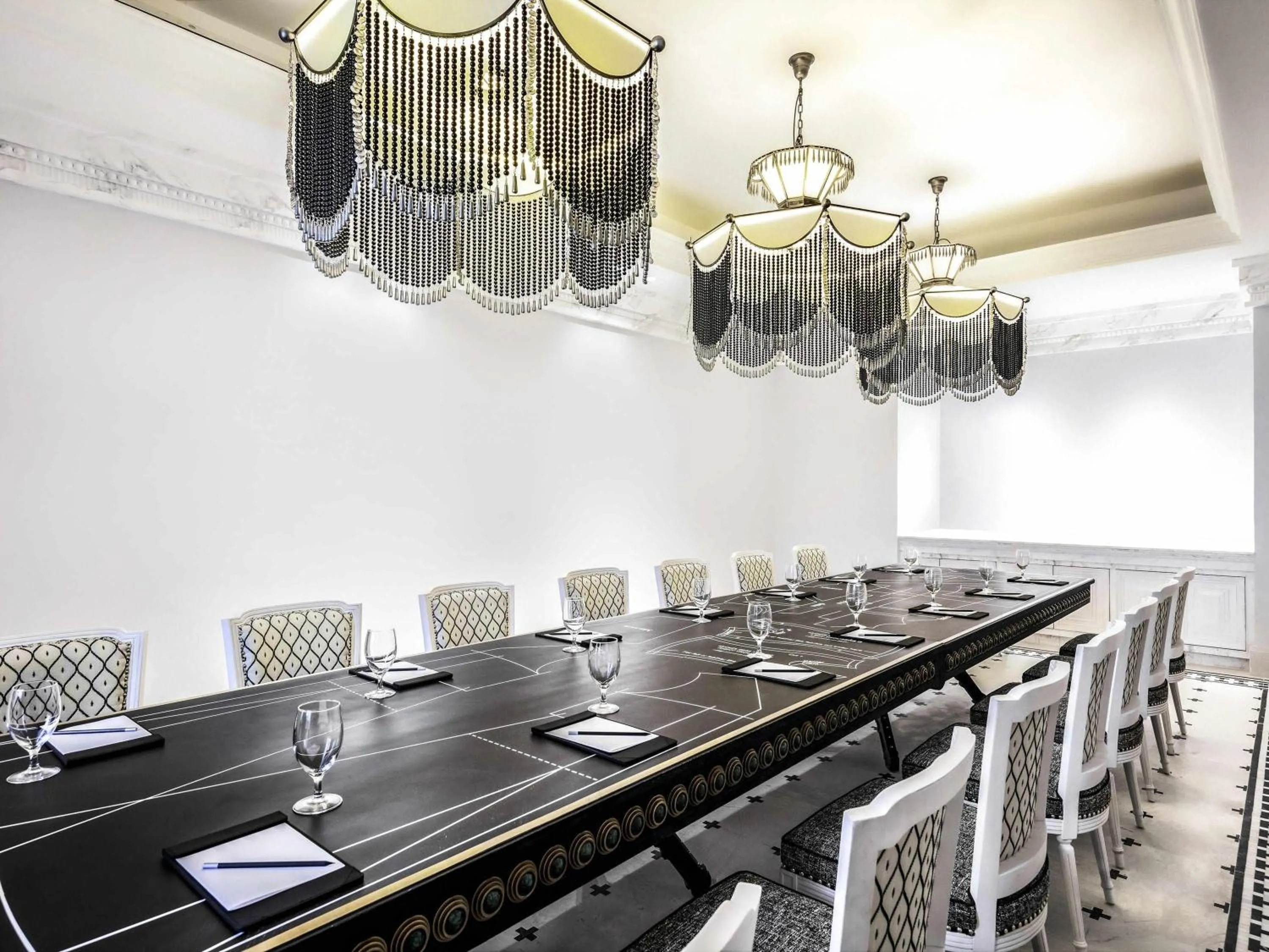 Meeting/conference room in Hotel de la Coupole - MGallery