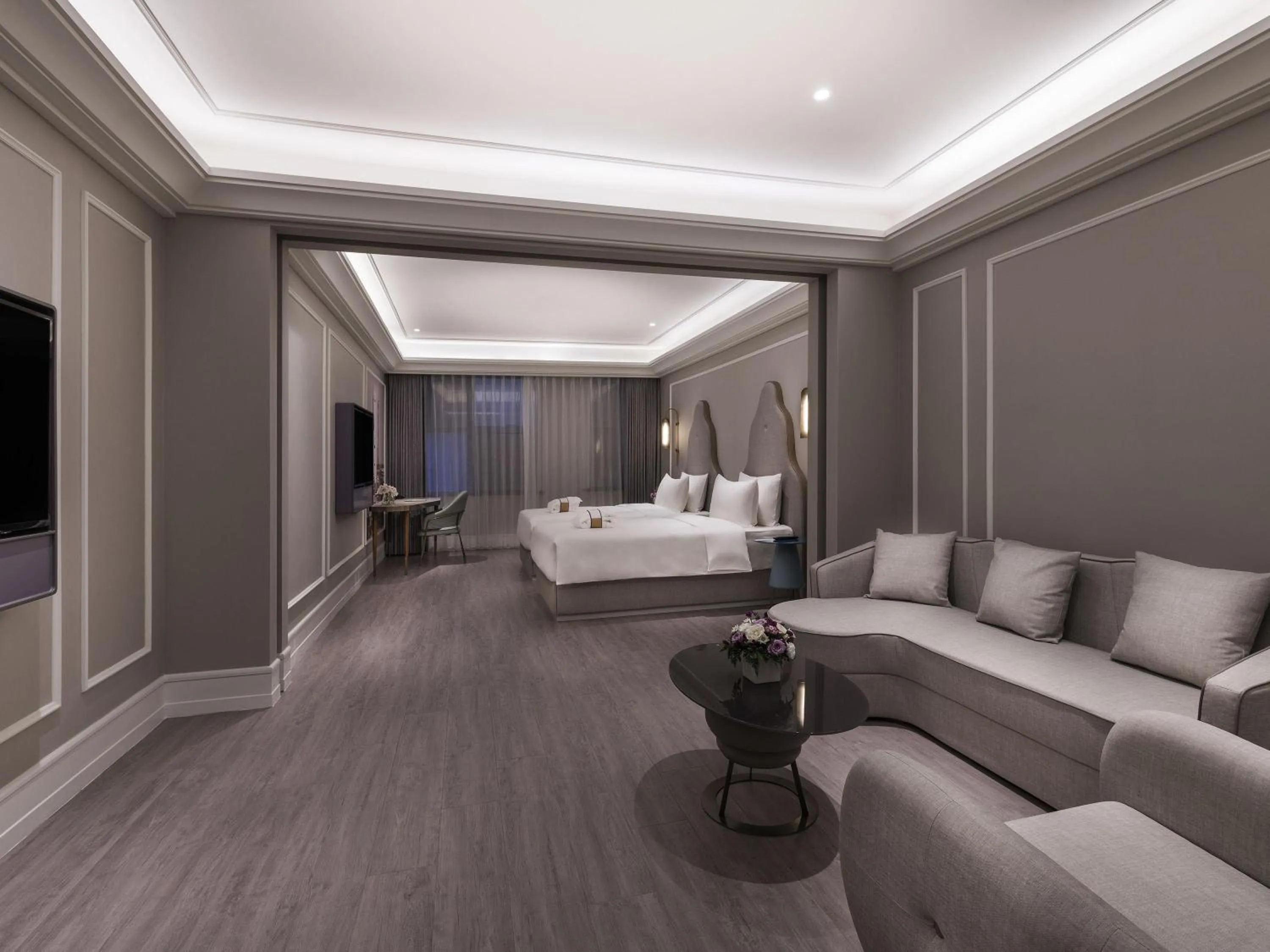 Bedroom, Bed in Mercure Shanghai Yu Garden On the Bund - 5 mins taxi to Nanjing Road and Bund