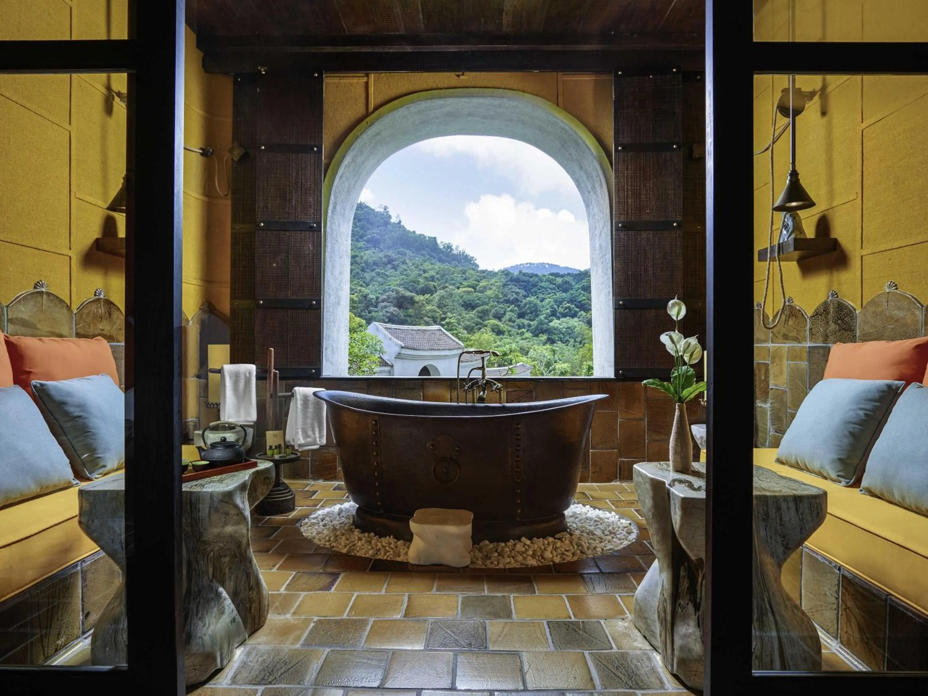 Bedroom in Legacy Yen Tu - MGallery