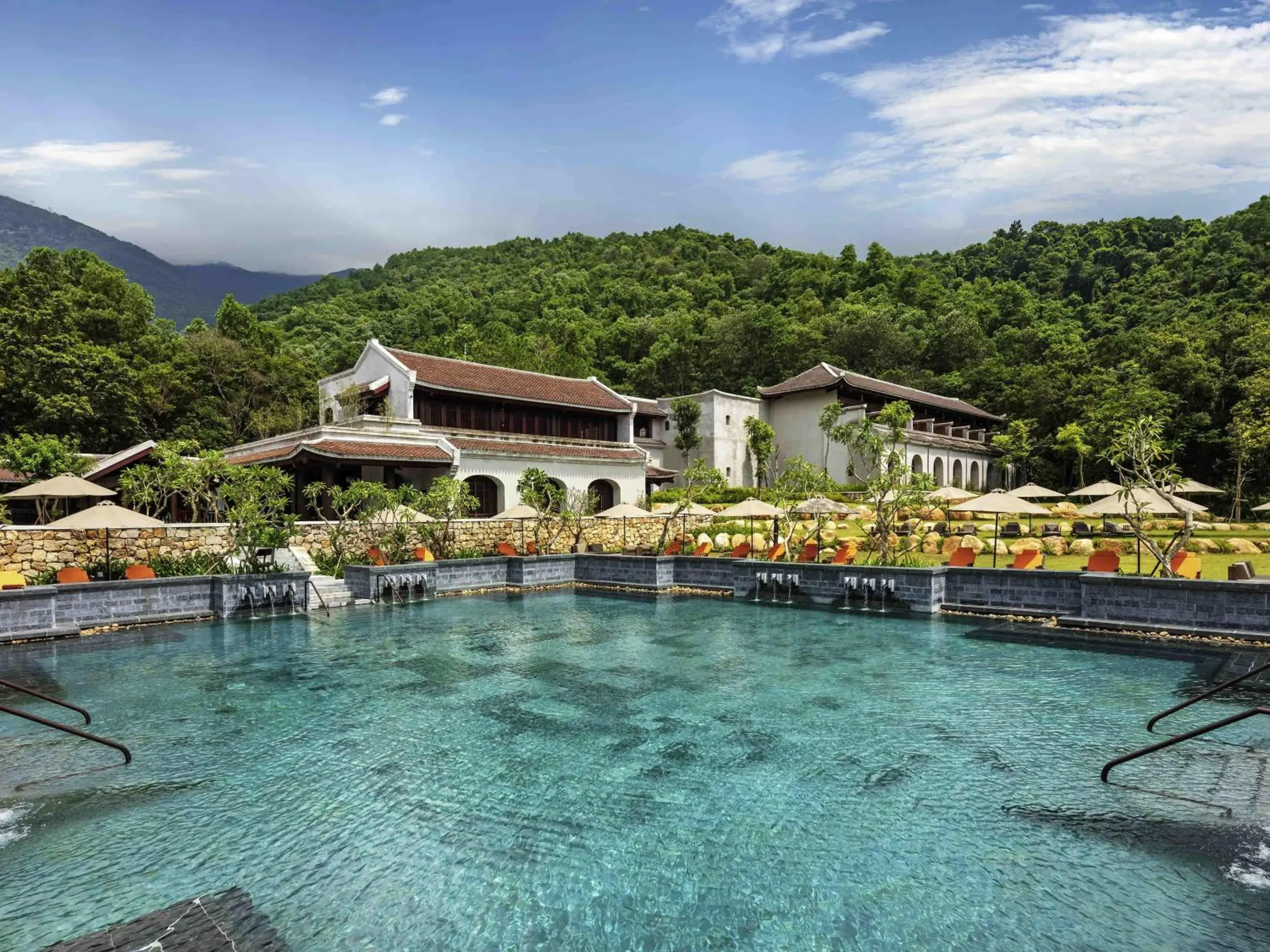 Pool view in Legacy Yen Tu - MGallery Pool view in Legacy Yen Tu - MGallery