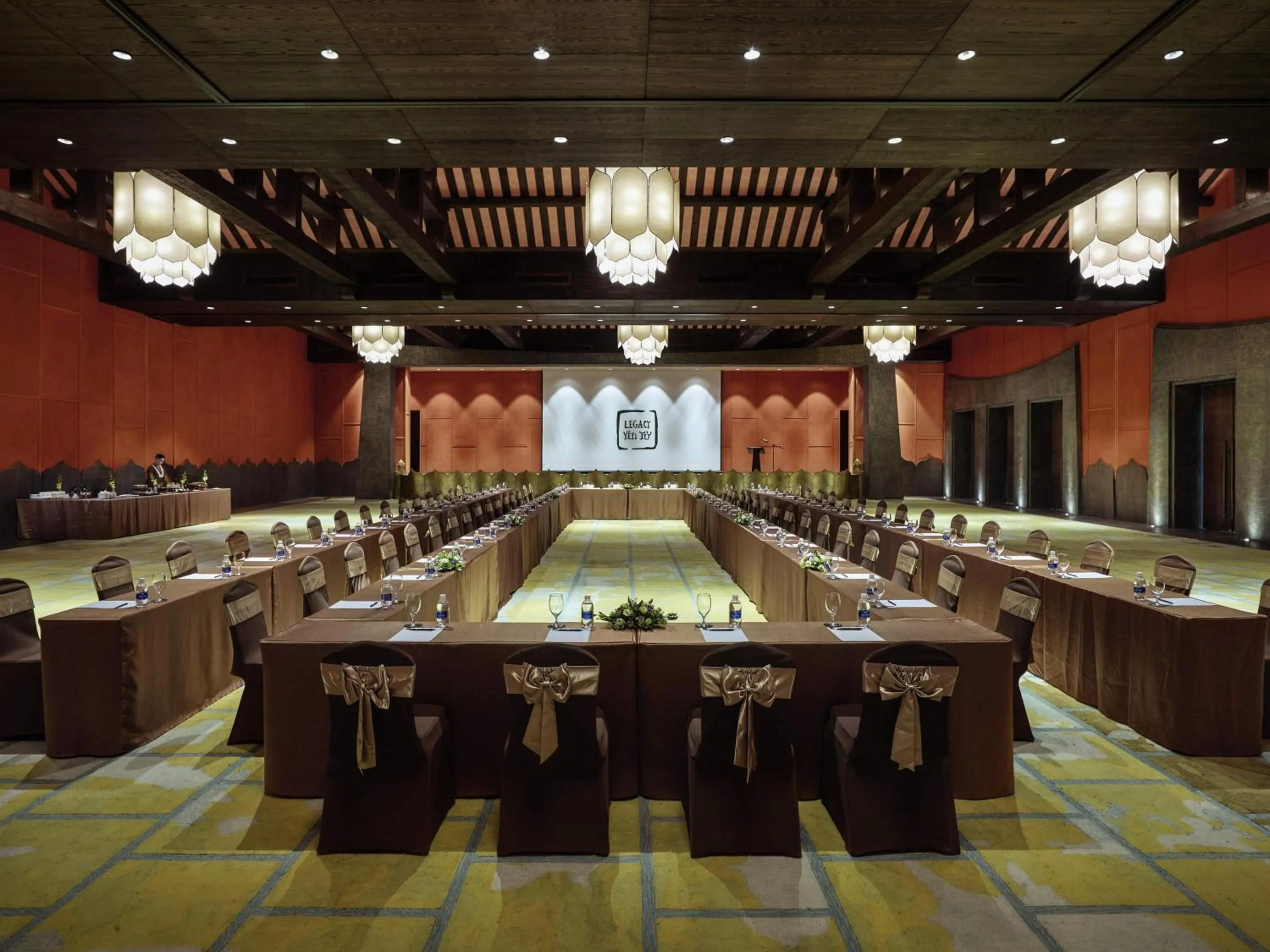 Meeting/conference room in Legacy Yen Tu - MGallery