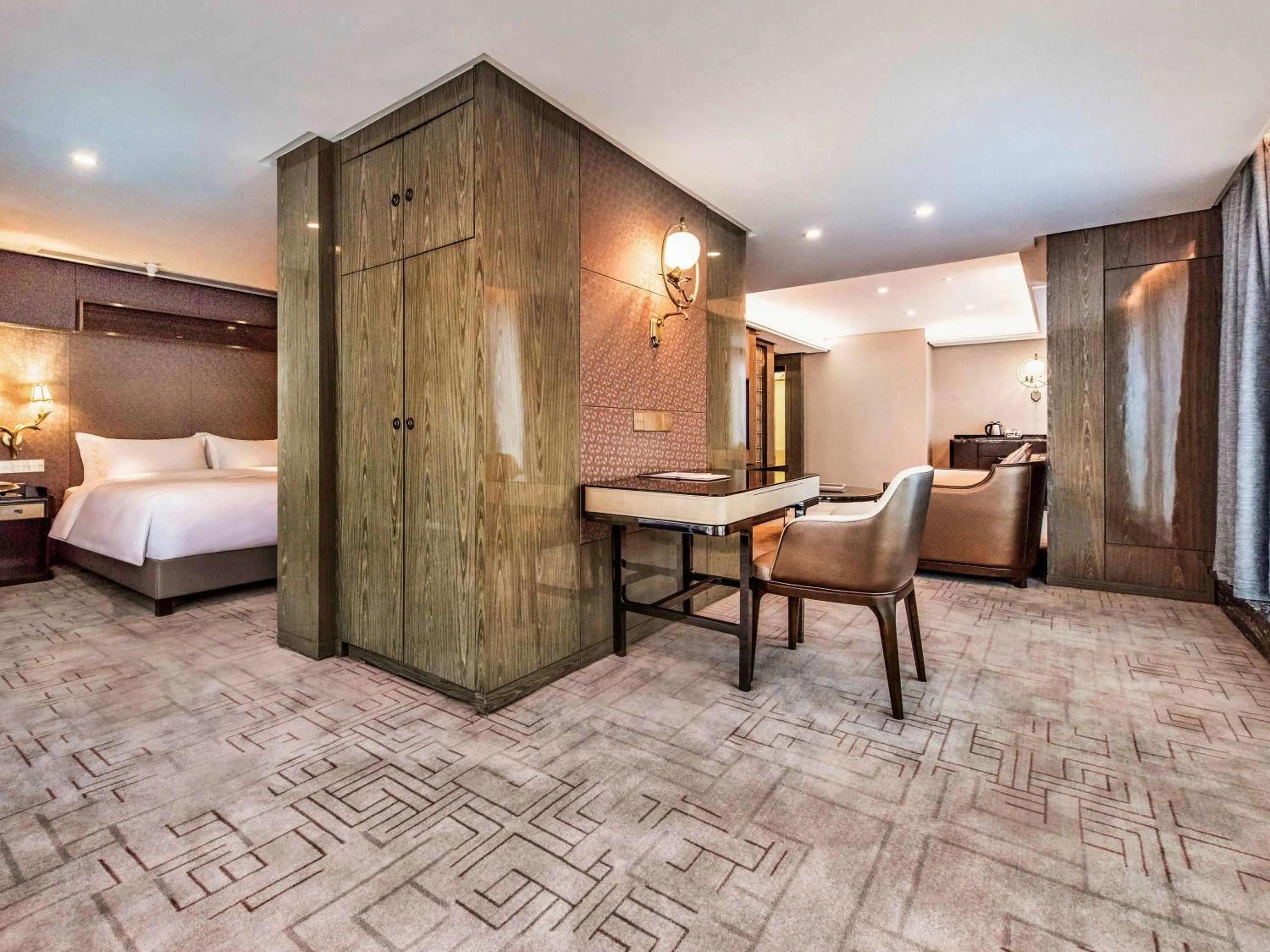 Photo of the whole room in Mercure Chongqing Downtown