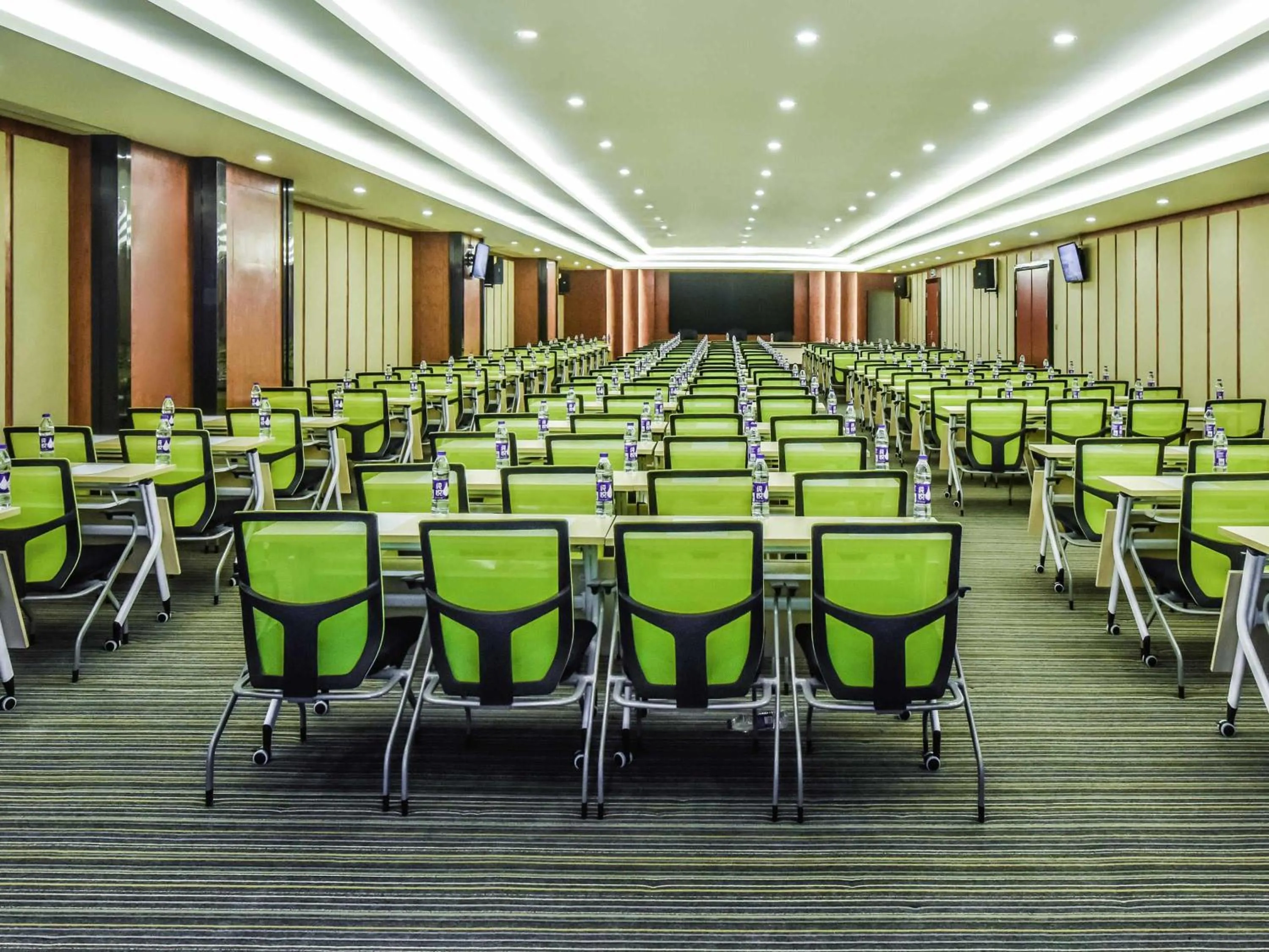 Meeting/conference room in Mercure Chongqing Downtown