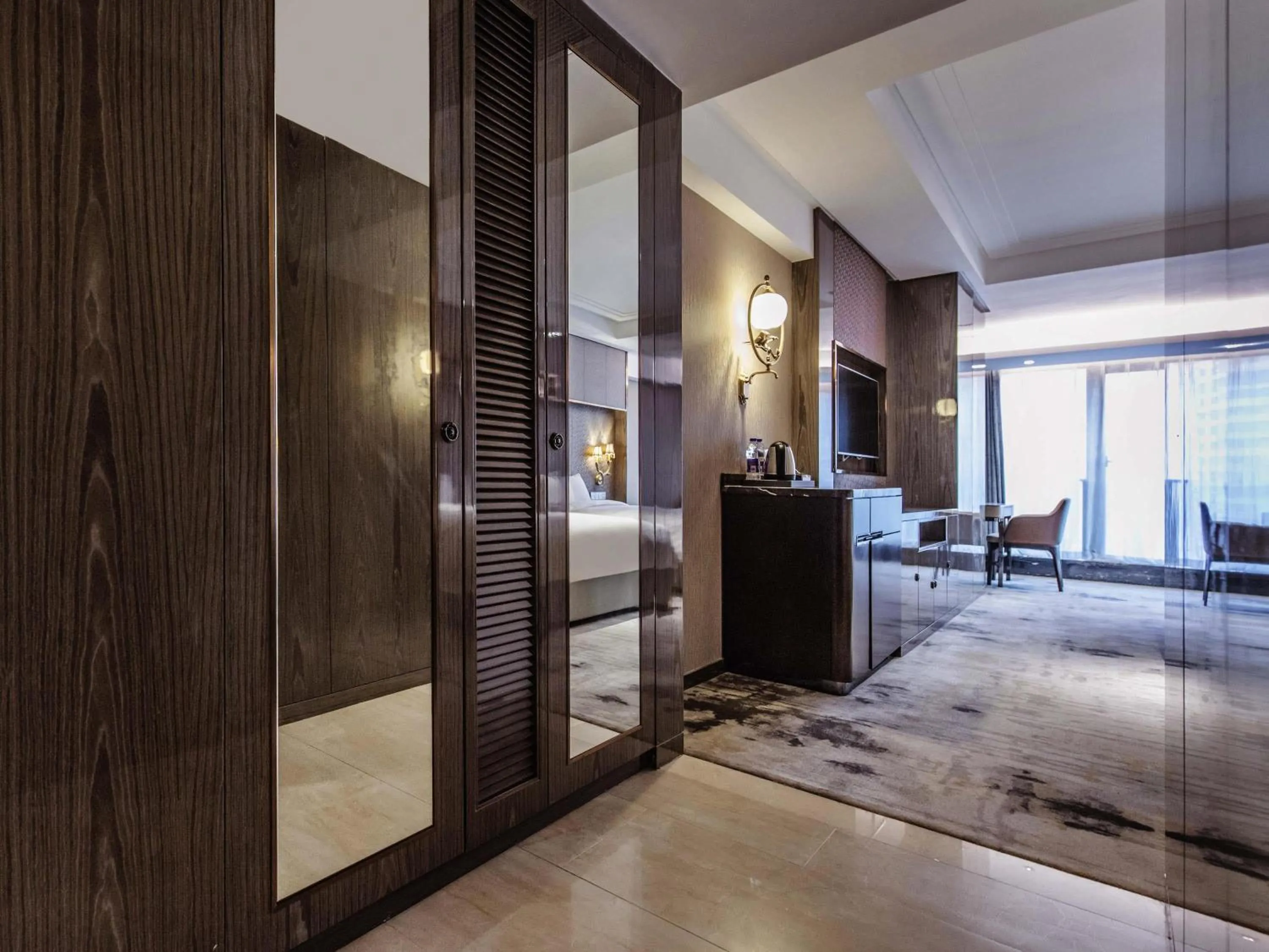 Bedroom in Mercure Chongqing Downtown