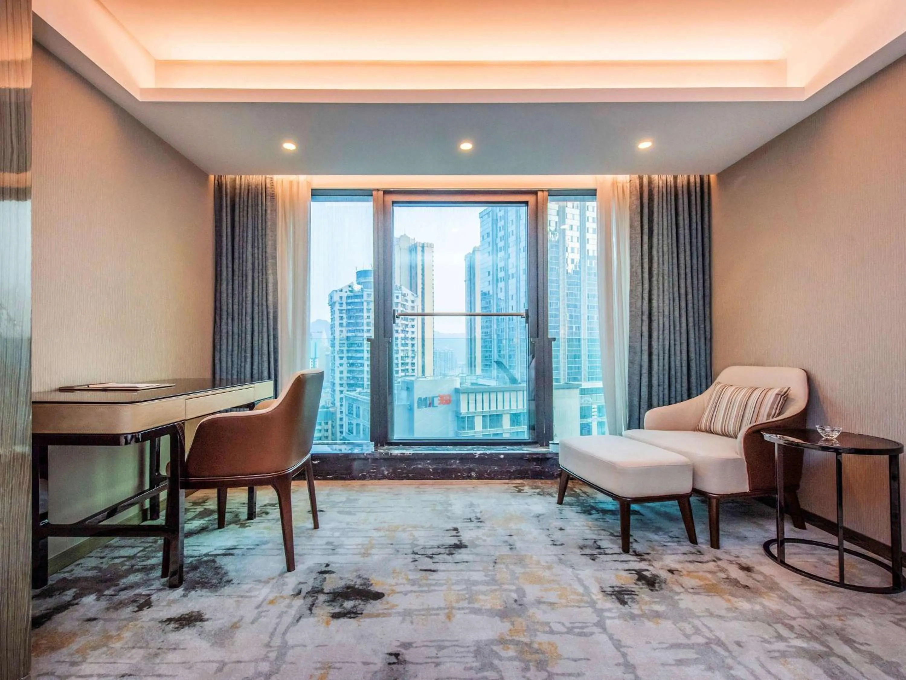 Photo of the whole room in Mercure Chongqing Downtown